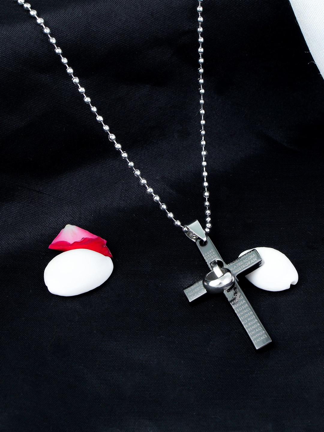 

Fashion Frill Unisex Silver-Toned Silver-Plated Necklace