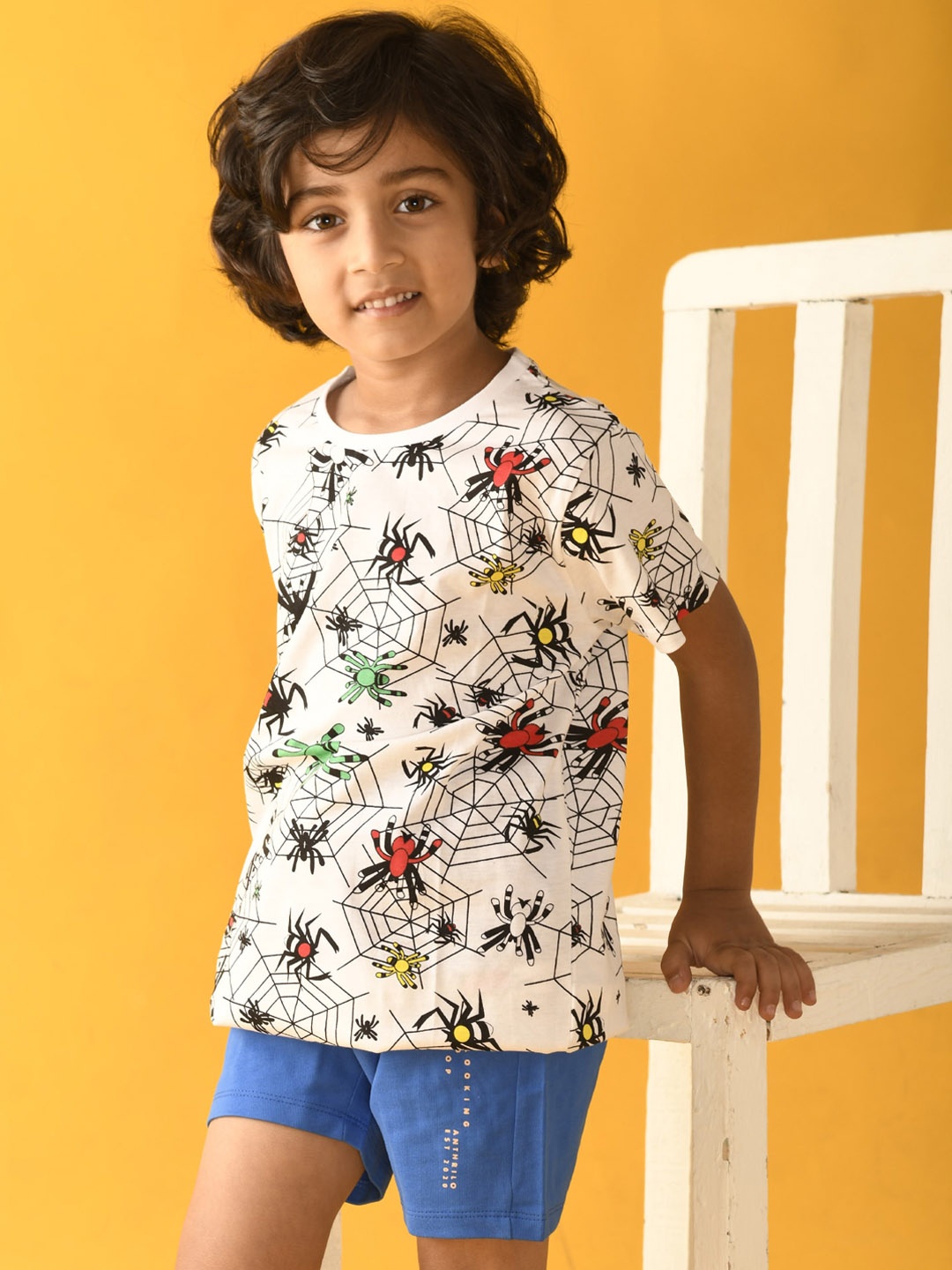 

Anthrilo Boys White & Blue Spider Printed T-shirt with Shorts