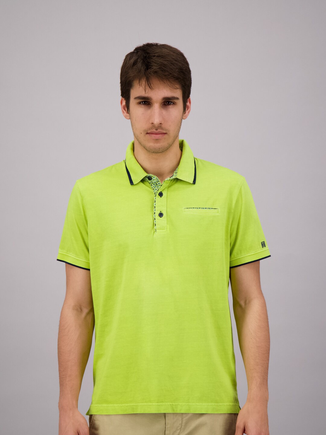 

FREESOUL Men Green Polo Collar T-shirt