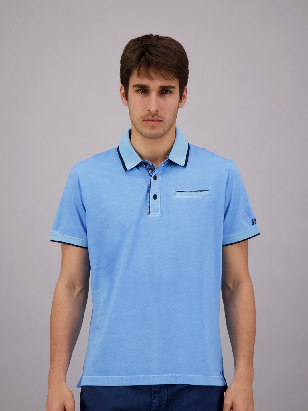 

FREESOUL Men Blue Polo Collar T-shirt
