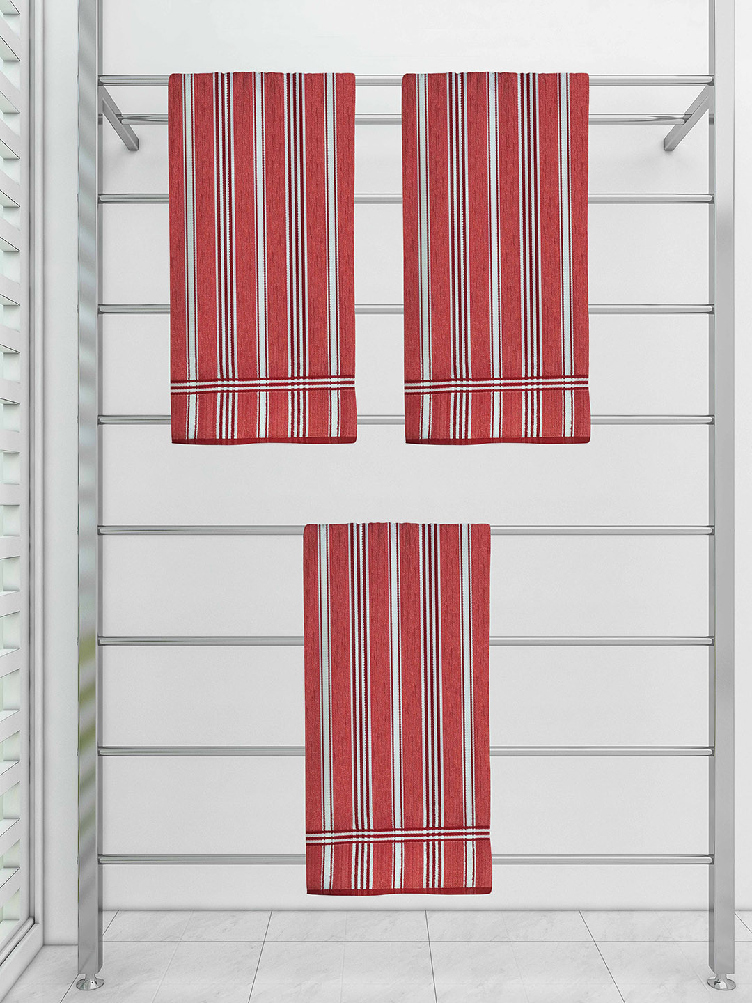 

Athom Trendz Red & White Set Of 3 Striped 300 GSM Cotton Bath Towels
