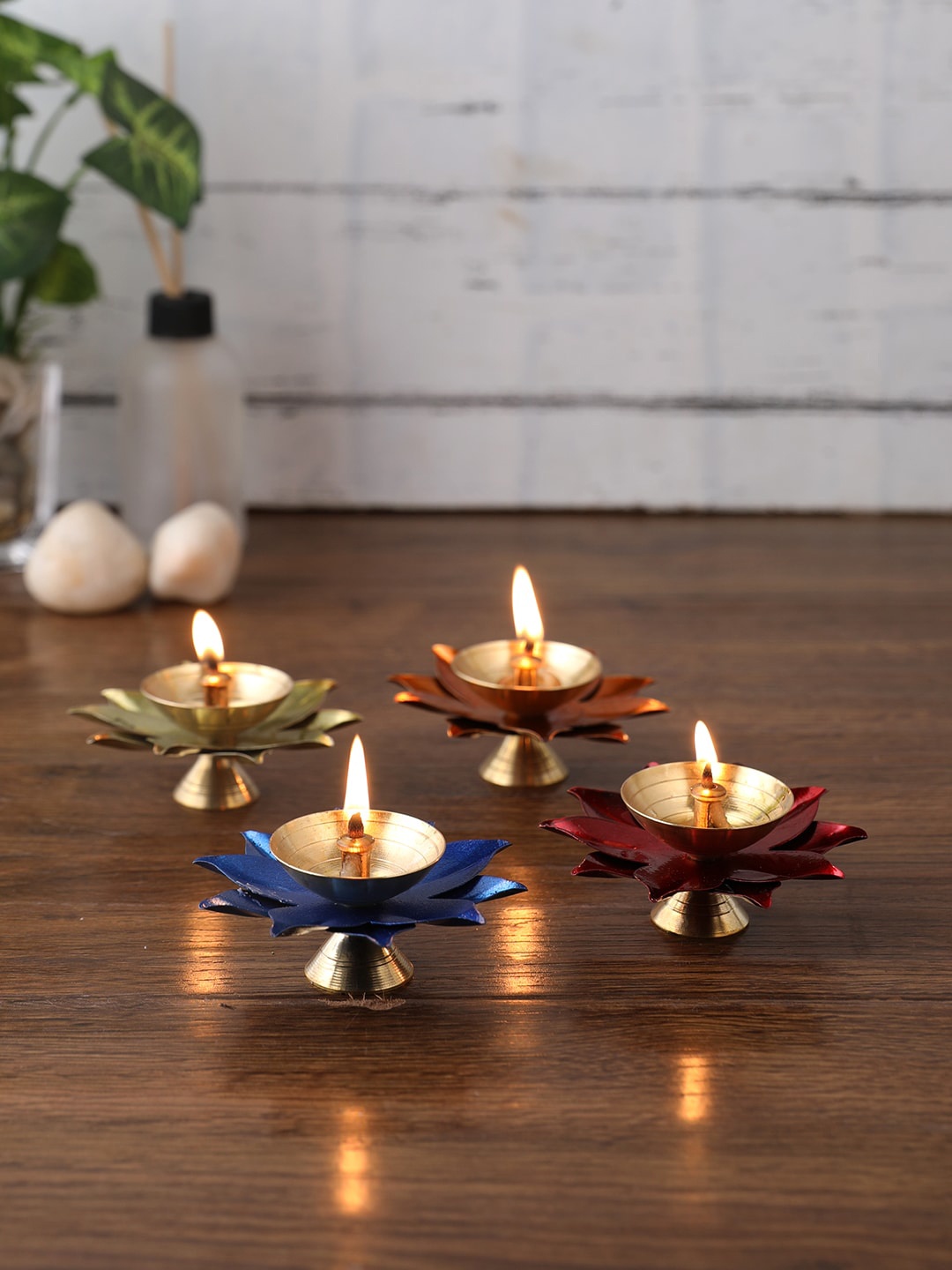 CraftVatika Set of 4 Gold Brass Diya