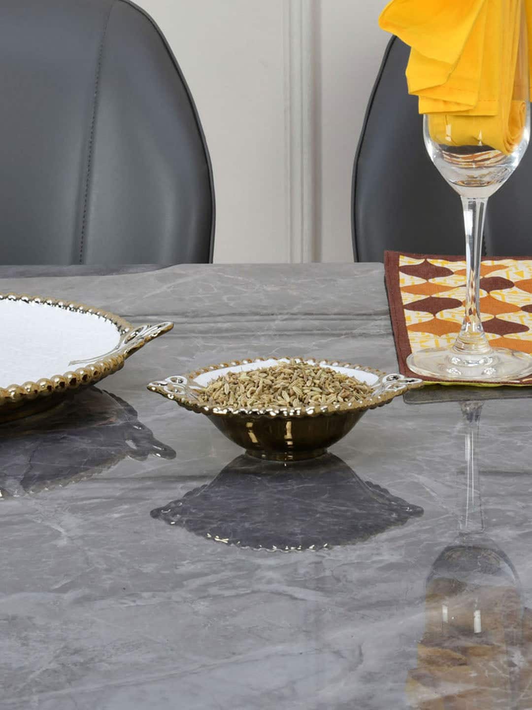 

Athome by Nilkamal Set Of 4 Gold-Toned & White Decorative Bowls
