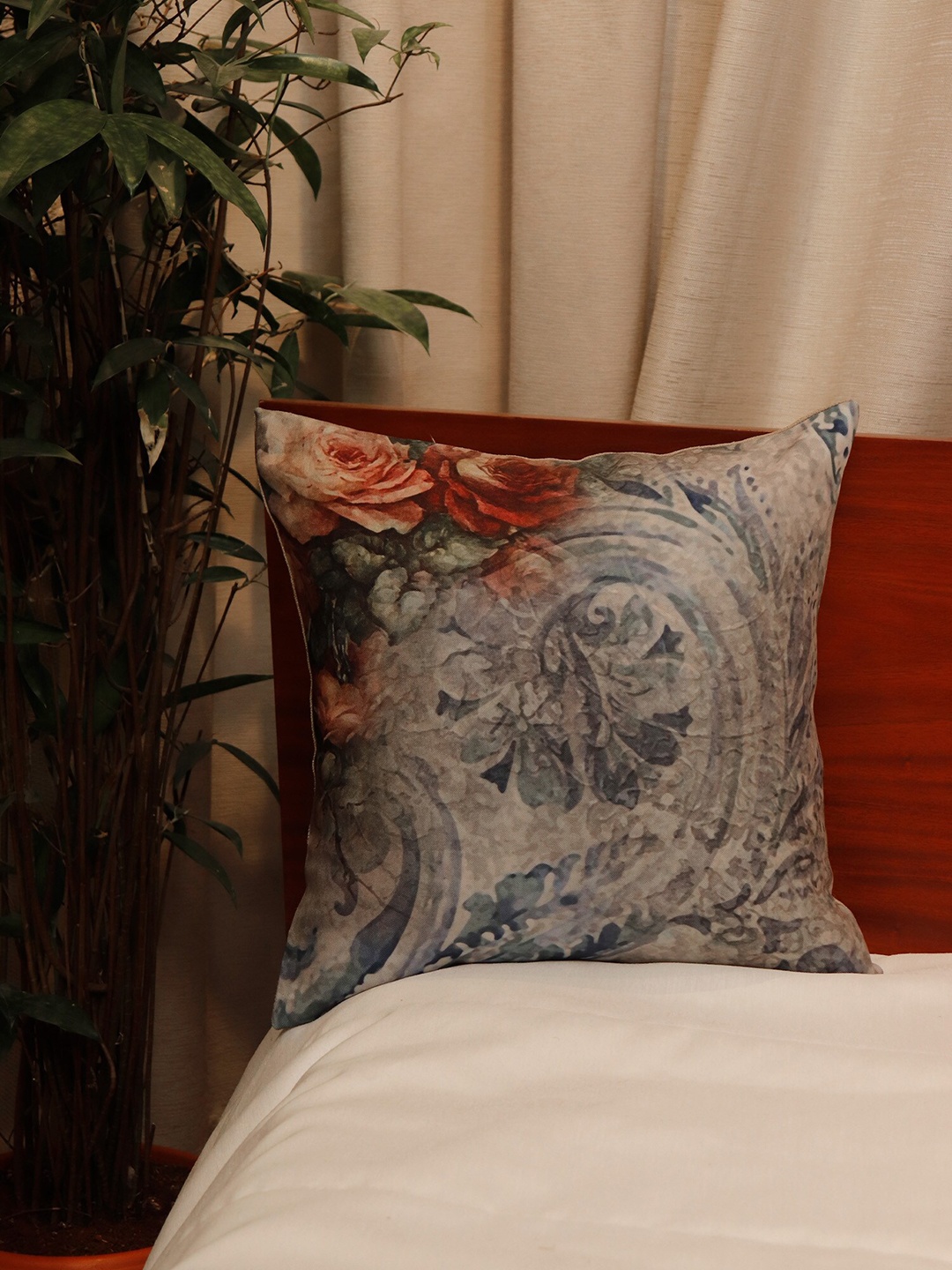 

ZEBA Brown & Grey Floral Square Cushion Covers