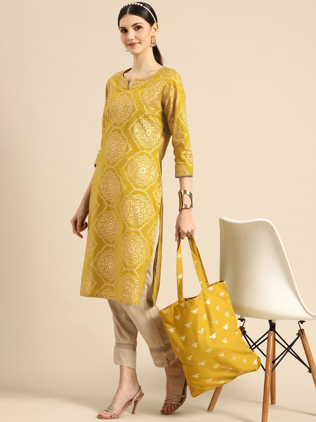 

Sangria Women Green & Golden Ethnic Motifs Printed Pure Cotton Kurta