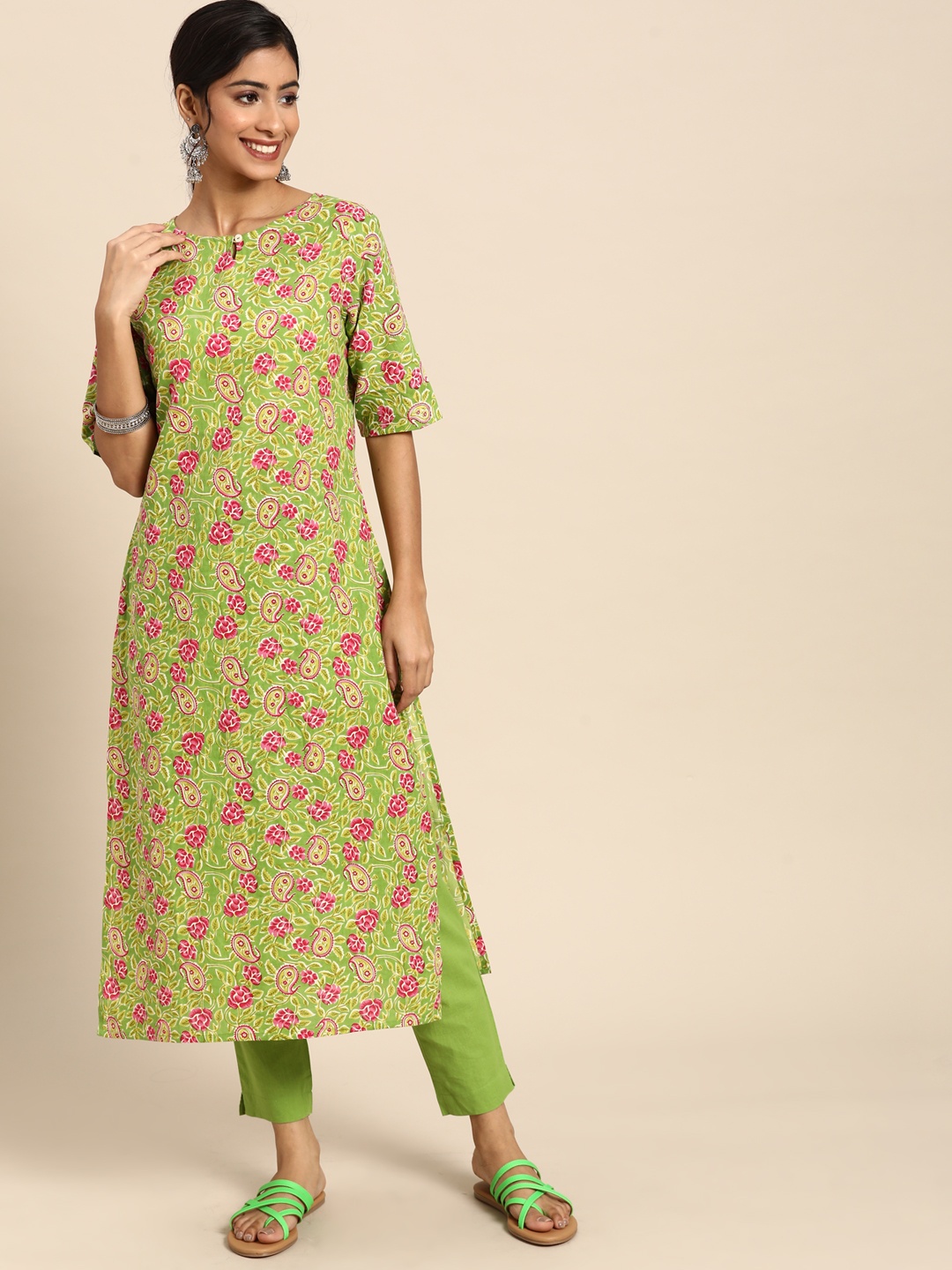 

Sangria Women Green & Pink Paisley Printed Pure Cotton Kurta with Trousers