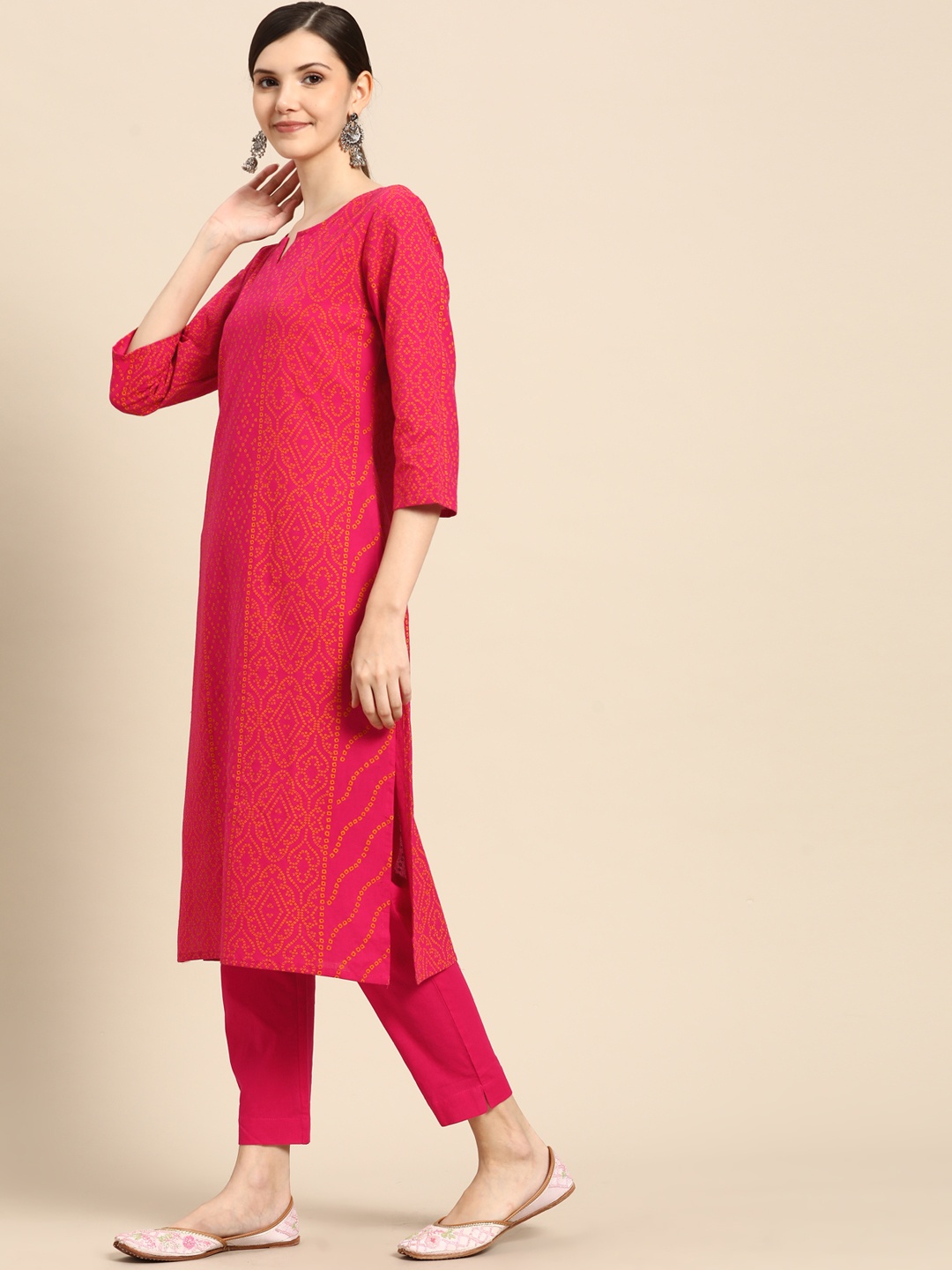 

Sangria Women Pink & Mustard Yellow Bandhani Printed Pure Cotton Kurta with Trousers