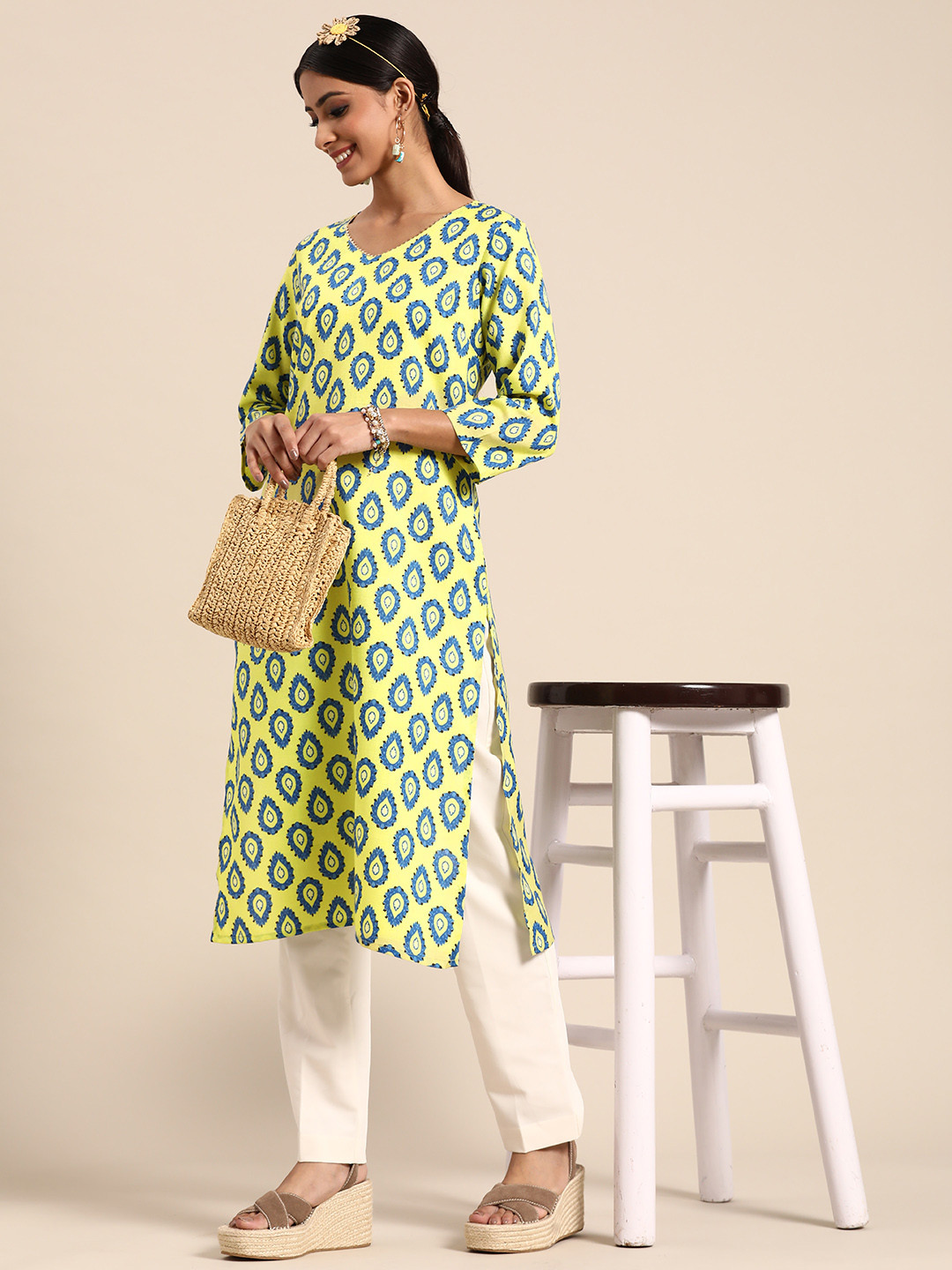 

Sangria Women Green & Blue Ethnic Motifs Printed Kurta