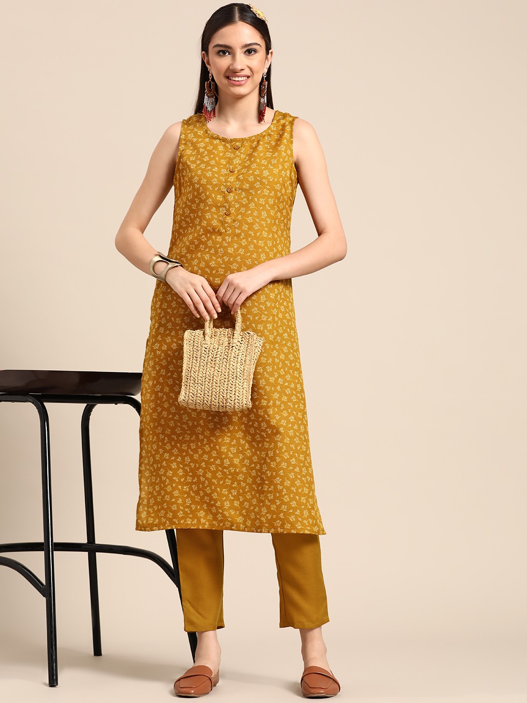 

Sangria Women Mustard Yellow Floral Printed Kurta with Trousers