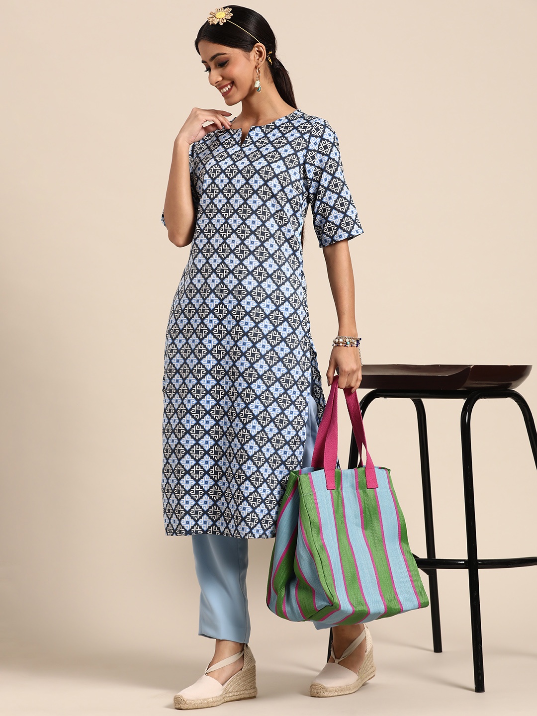 

Sangria Women Blue & White Ethnic Motifs Printed Kurta