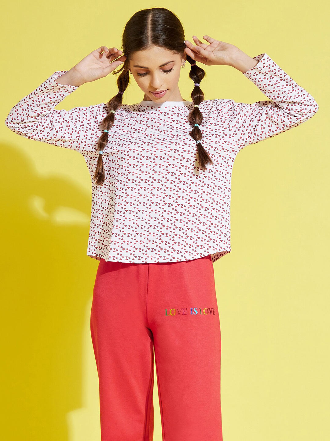 

Noh Voh - SASSAFRAS Kids Girls White & Red Heart Printed T-shirt