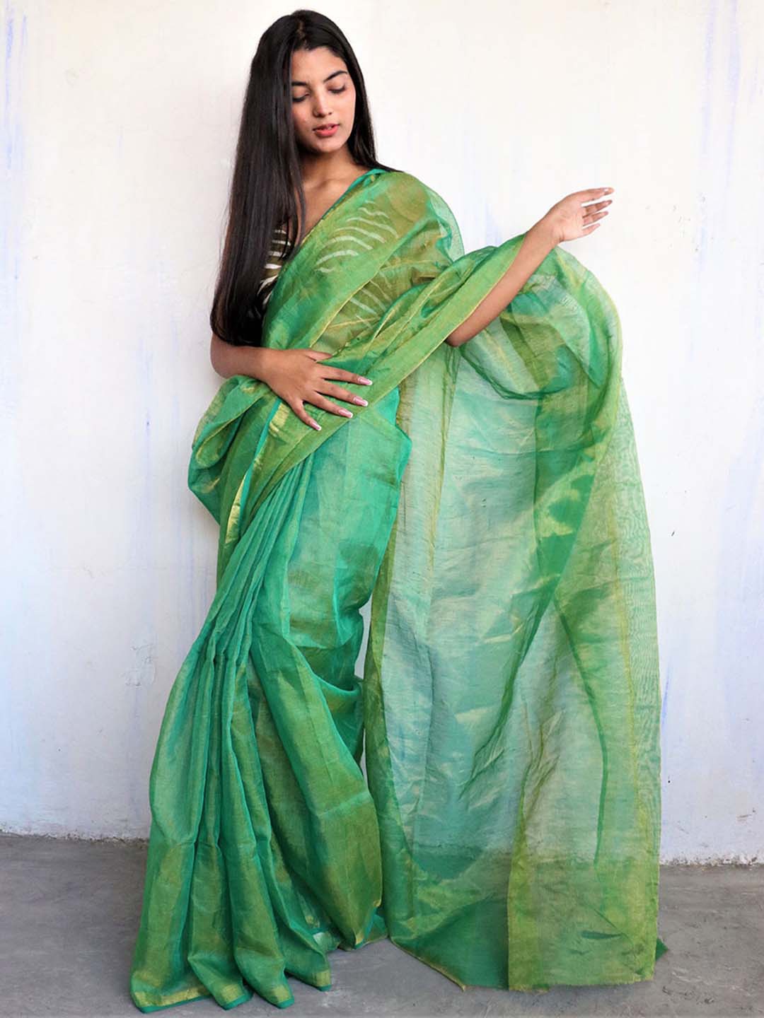

Chidiyaa Green Pure Linen Saree