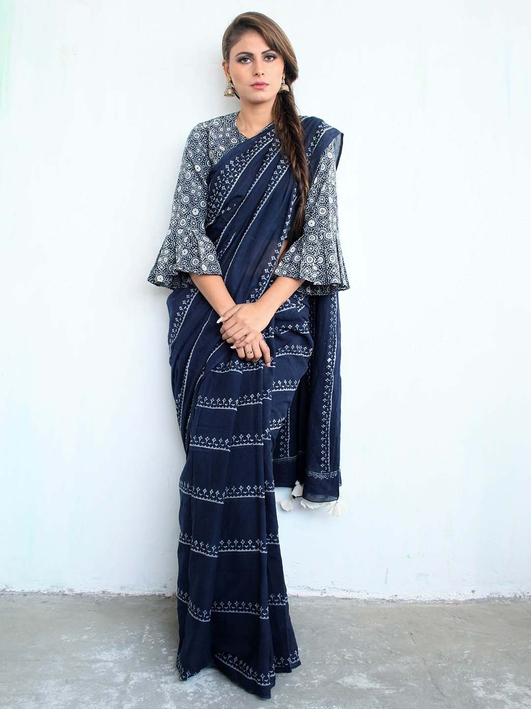 

Chidiyaa Blue & White Ethnic Motifs Pure Cotton Saree