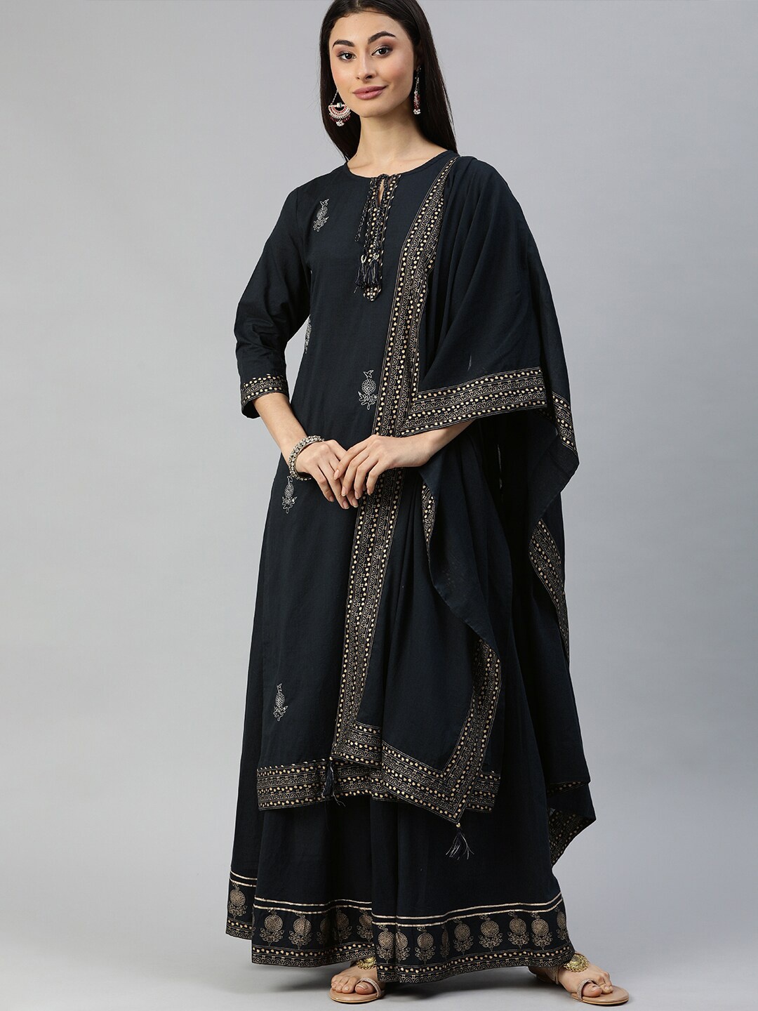 

Ishin Women Navy Blue Ethnic Motifs Printed Sequinned Pure Cotton Kurta with Sharara & With Dupatta