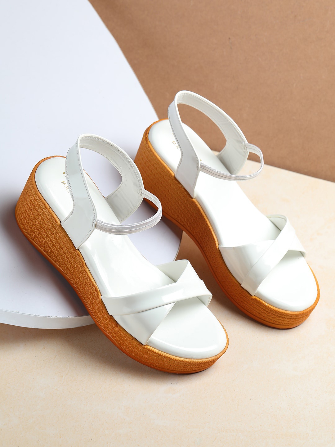 

HASTEN White & Tan Solid Wedge Sandals