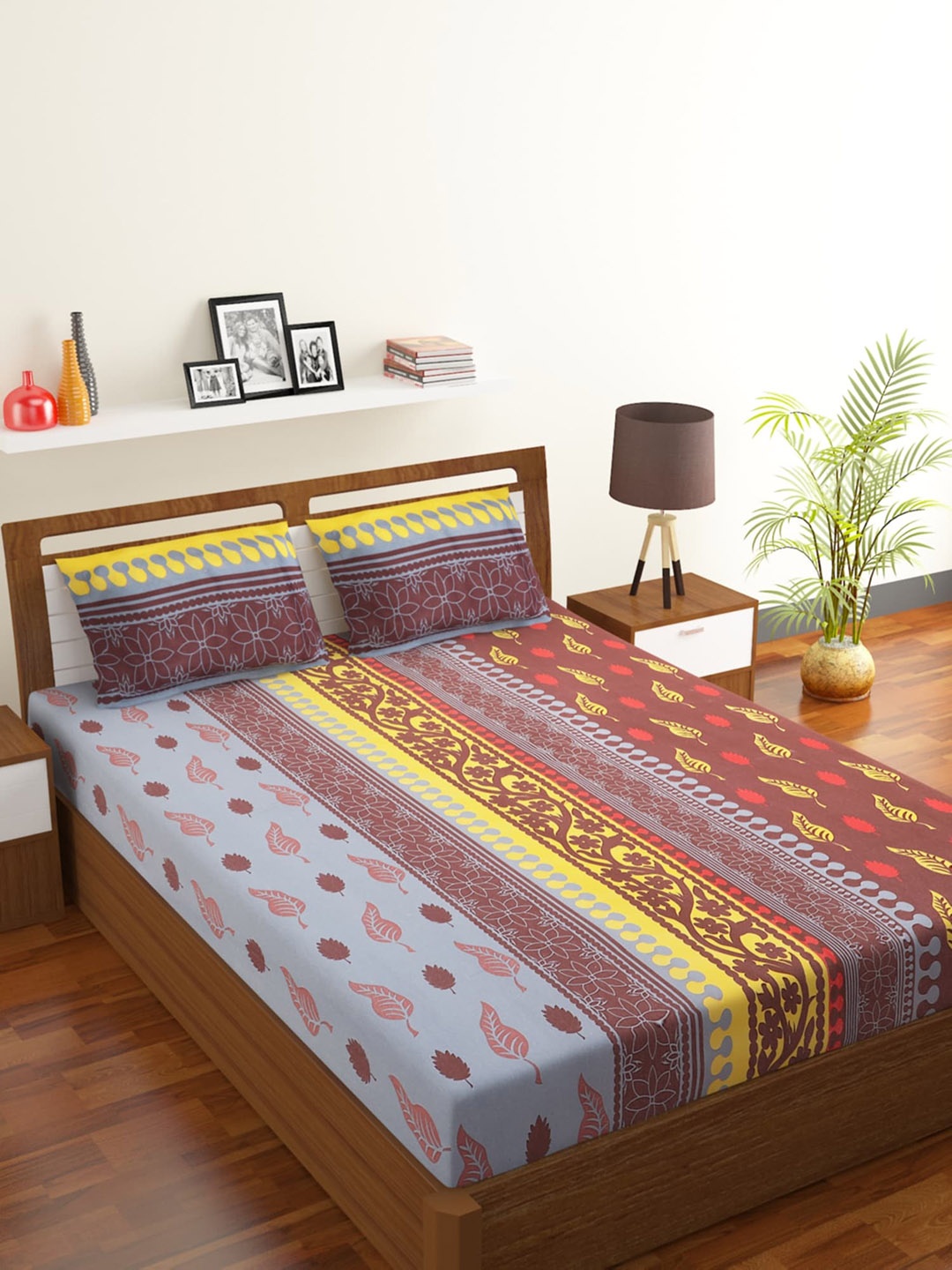 

Rubix Home Brown Floral 104 TC Queen Bedsheet with 2 Pillow Covers