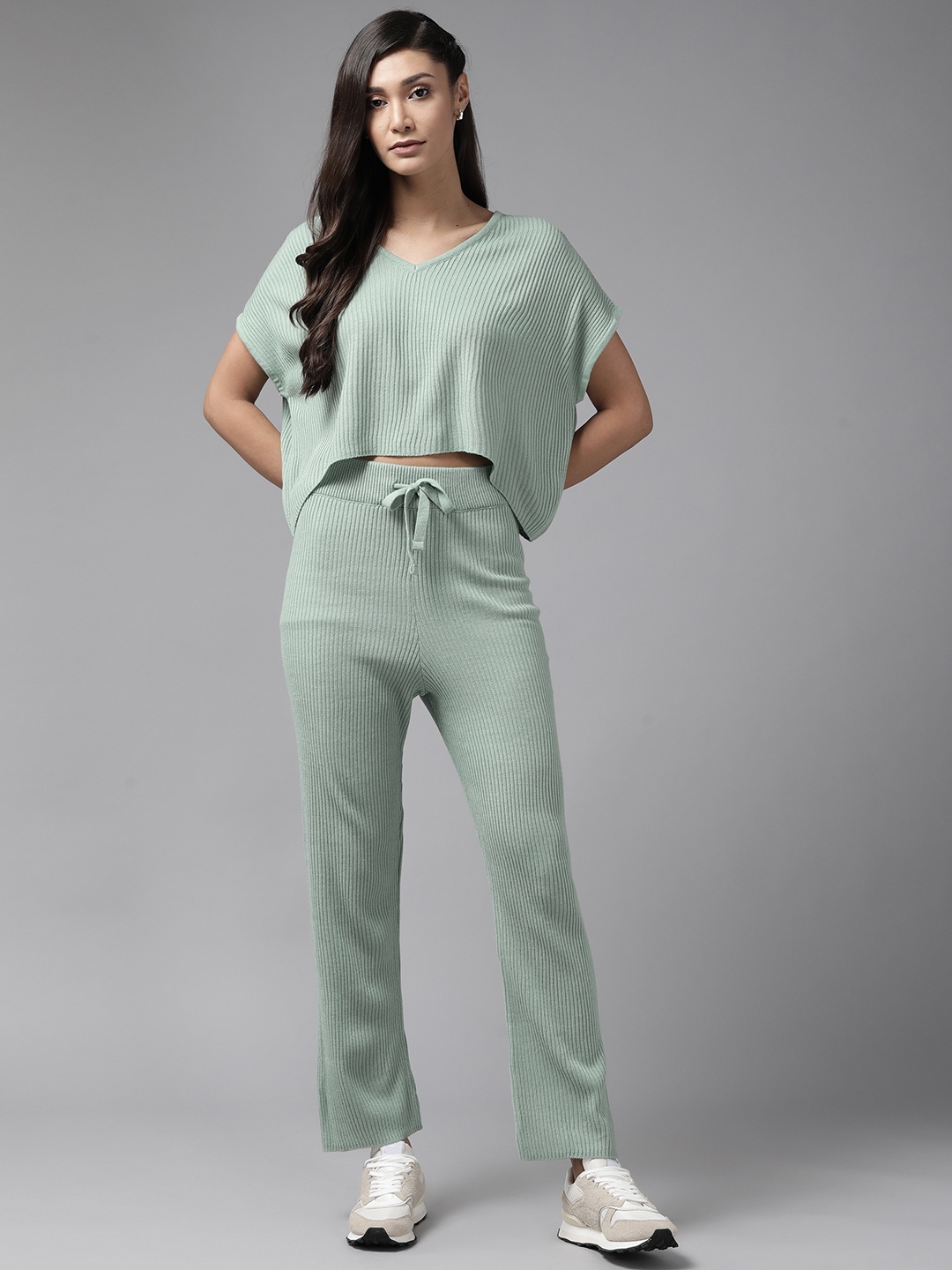 

Roadster Sage Green Solid Top with Trousers