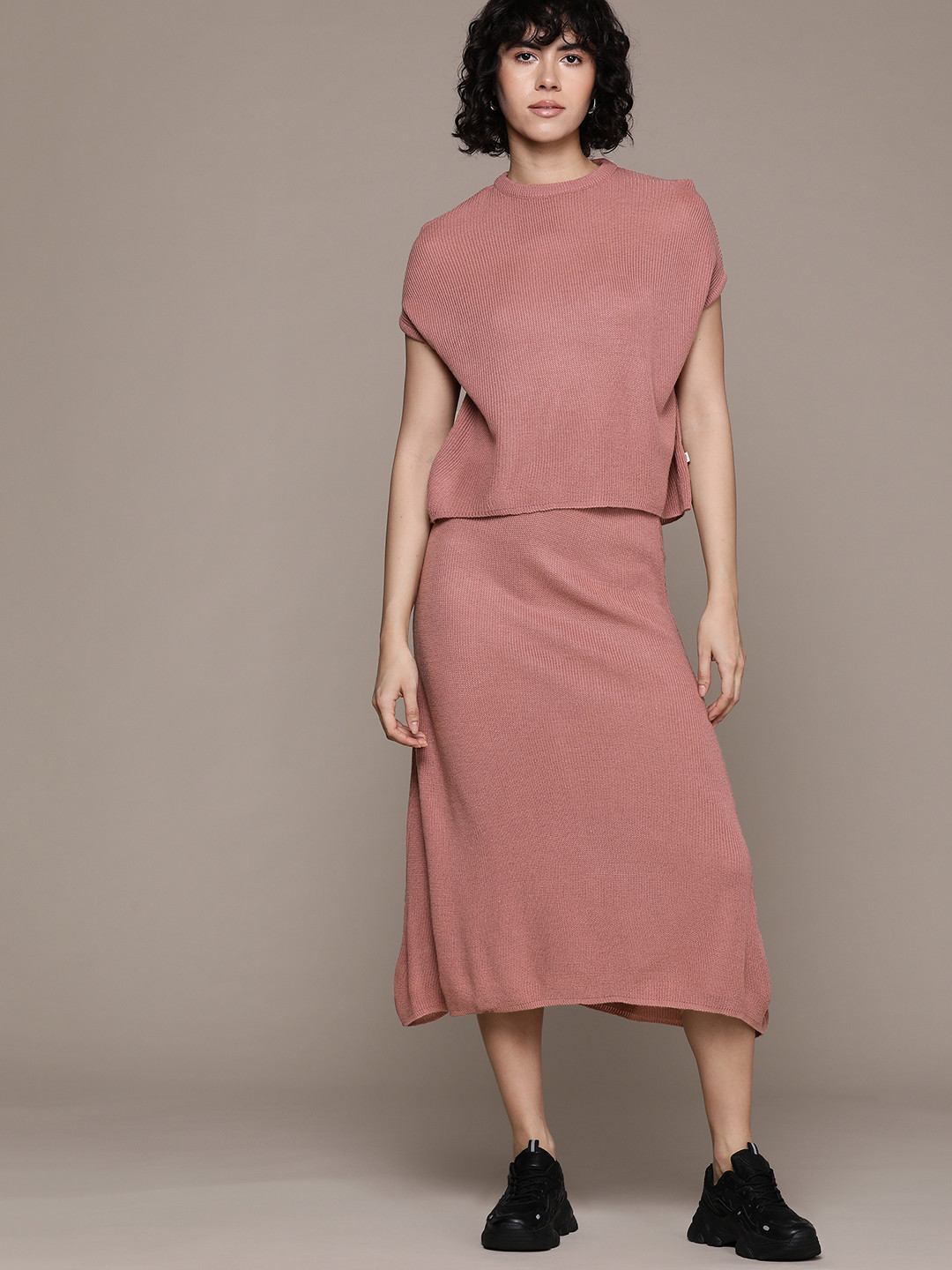 

The Roadster Lifestyle Co. Acrylic Knitted Co-Ords, Mauve