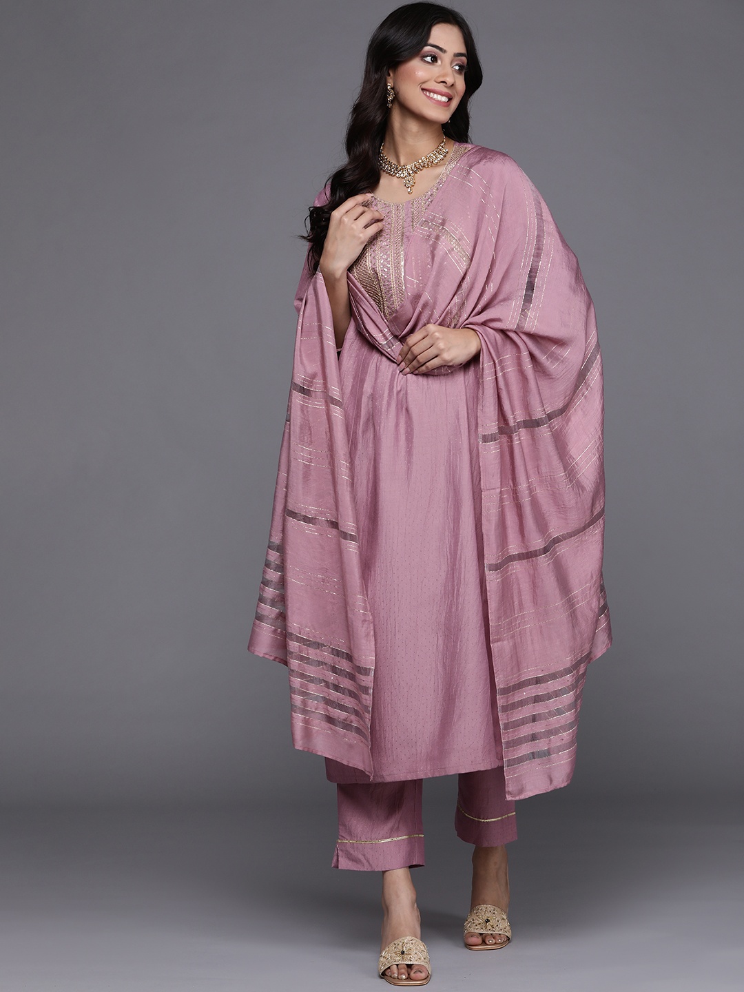 

Varanga Women Mauve Ethnic Motifs Embroidered Kurta with Trousers & Dupatta