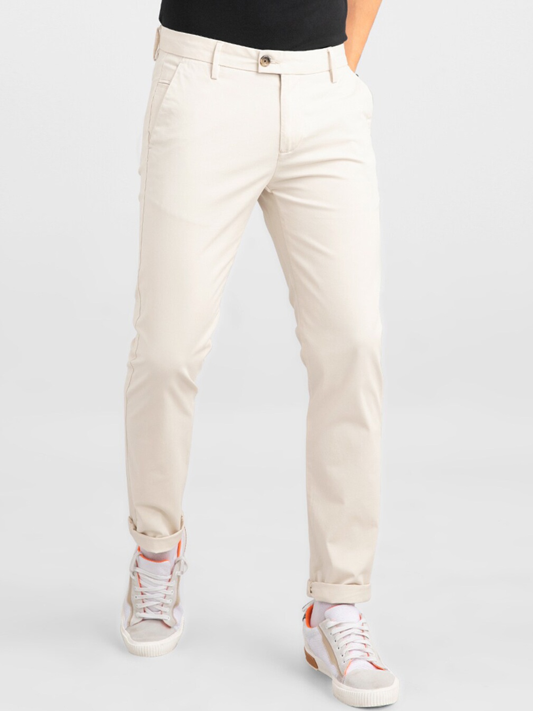 

Snitch Men Cream-Coloured Tapered Fit Chinos Trousers