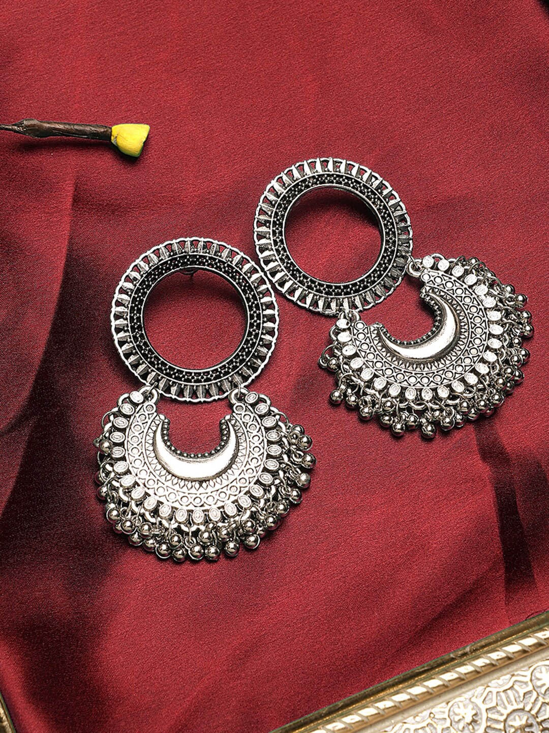 

KACY Women Silver-Toned Circular Chandbalis Earrings