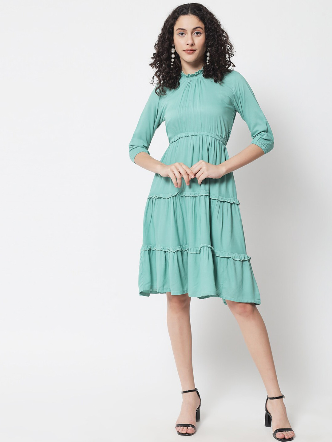 

Spera Sea Green Solid Fit and Flare Dress