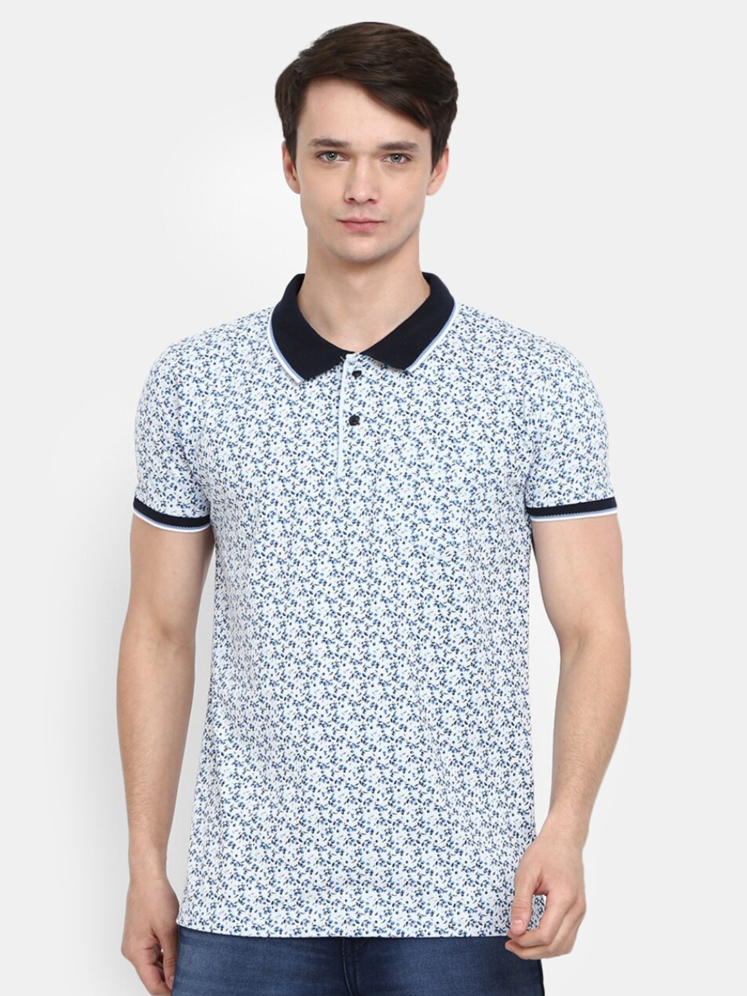 

V-Mart Men Blue Floral Printed Polo Collar Cotton T-shirt