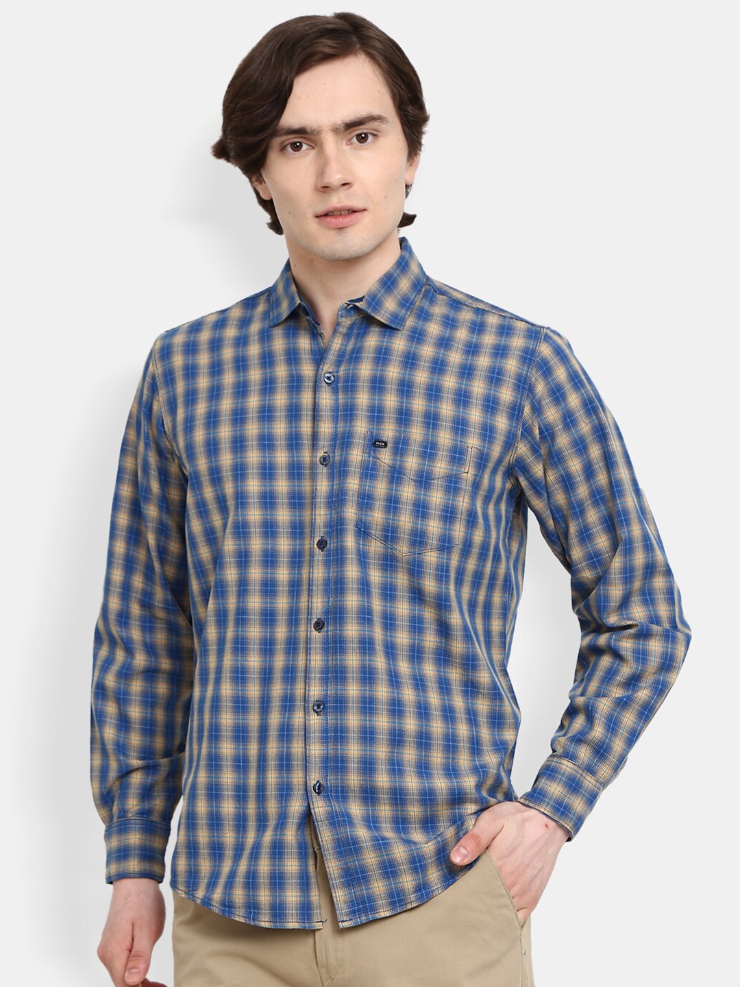 

V-Mart Men Blue Checked Cotton Casual Shirt