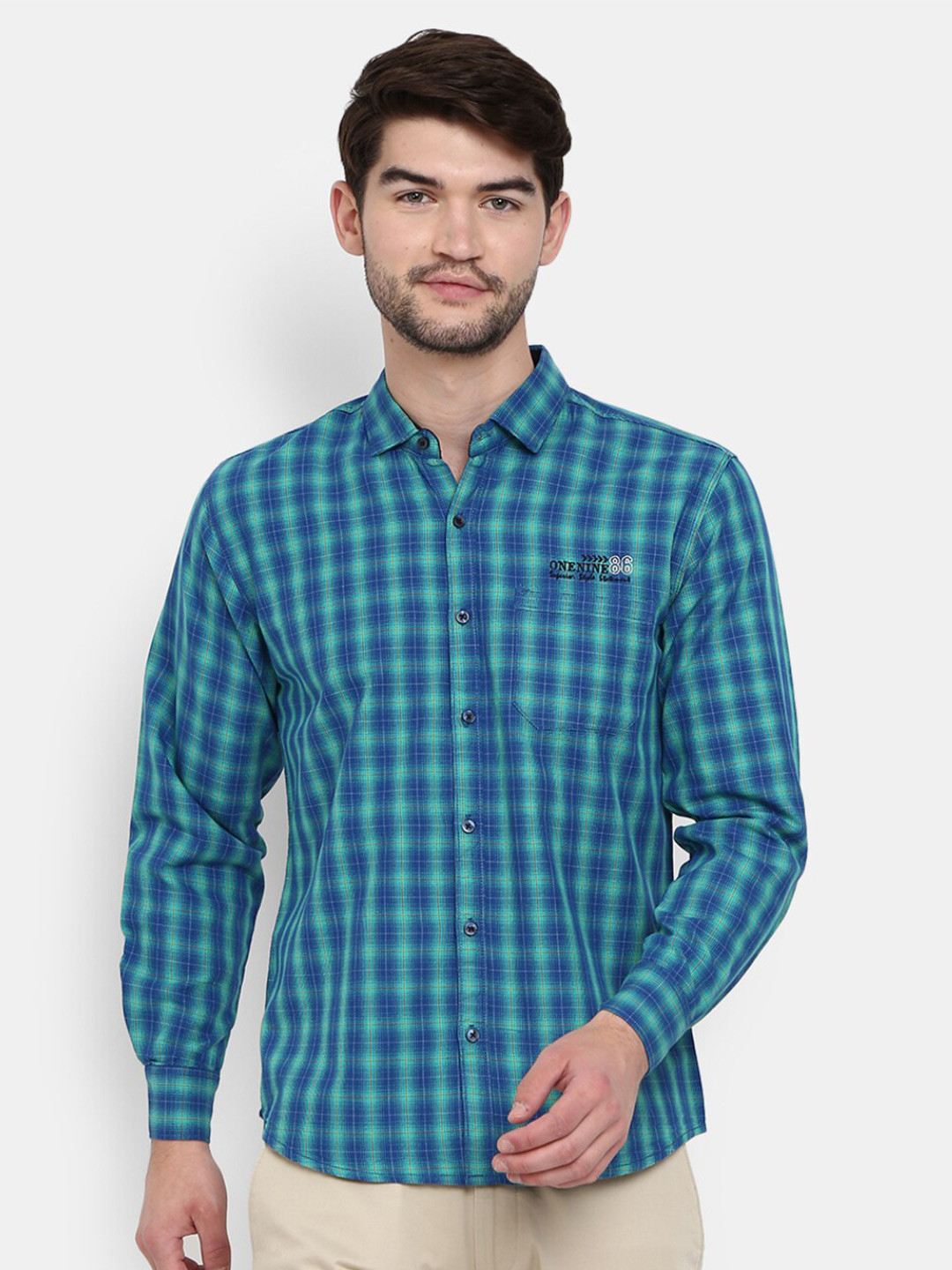 

V-Mart Men Blue Checked Casual Shirt