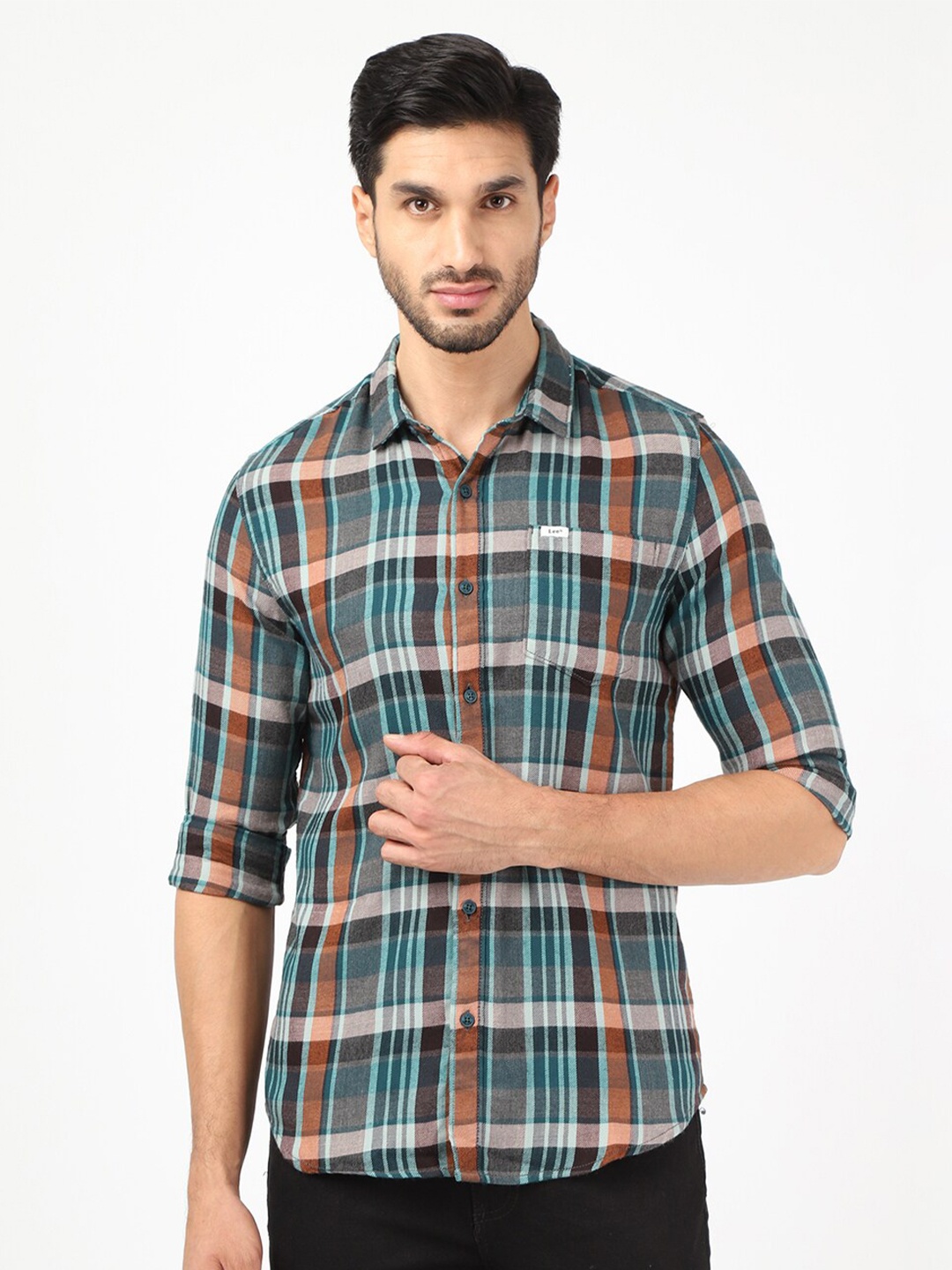 

Lee Men Peach& Green Coloured Classic Slim Fit Tartan Checks Checked Casual Shirt