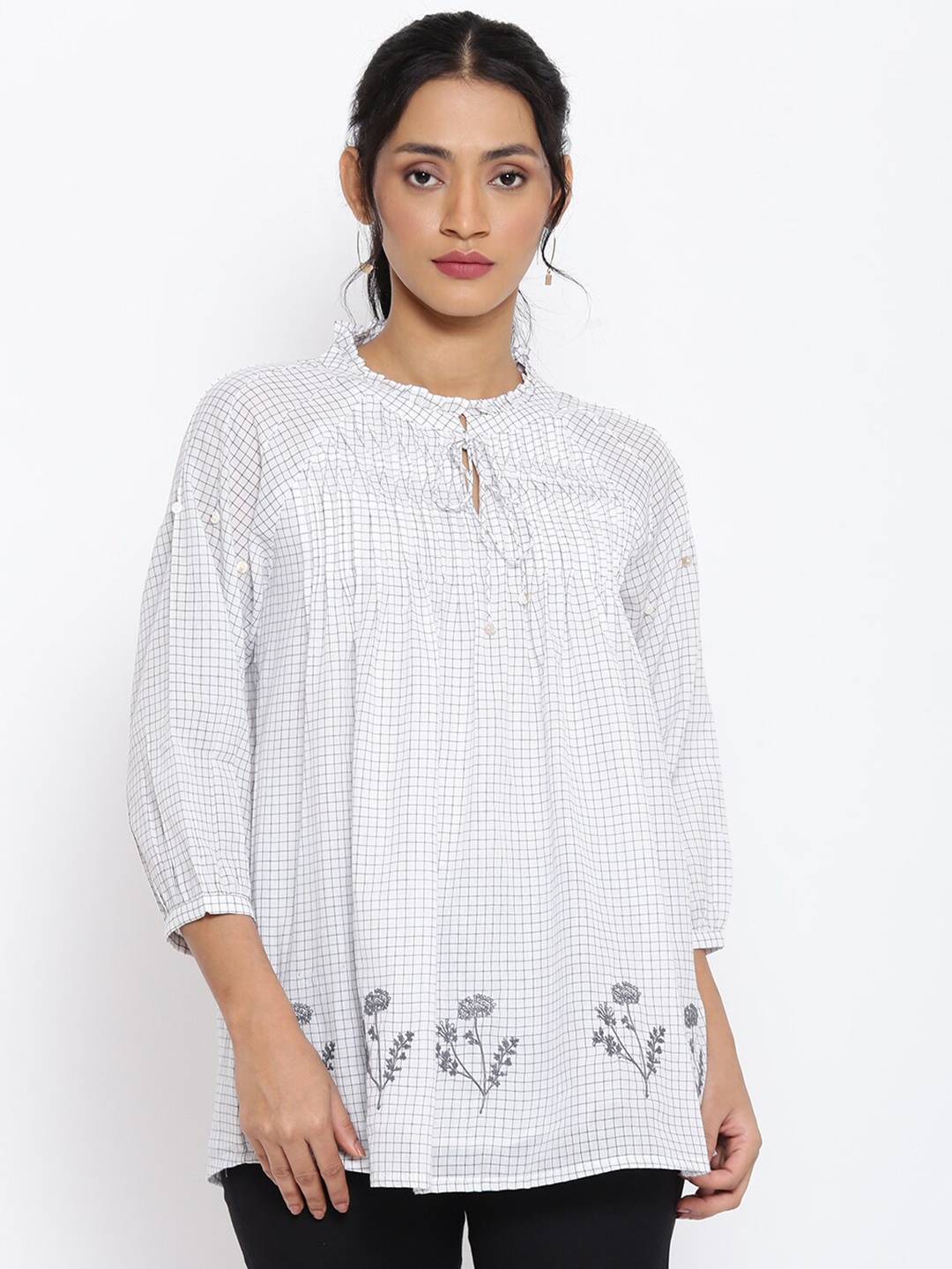 

W White Checked Tie-Up Neck Top