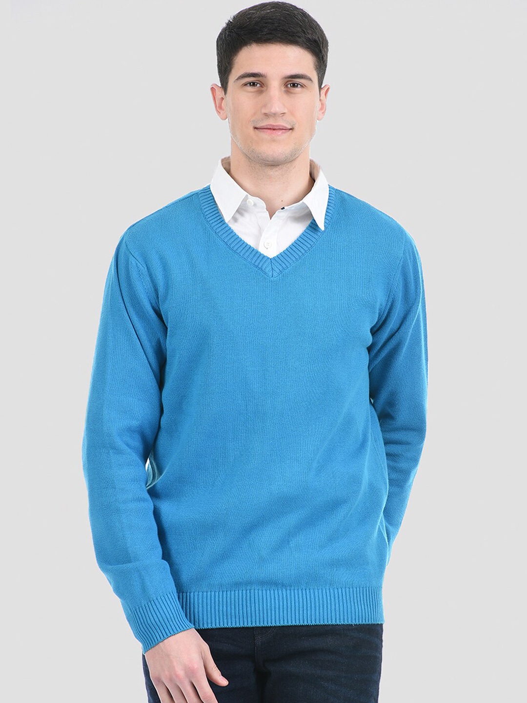 

PORTOBELLO Men Blue Solid Pullover