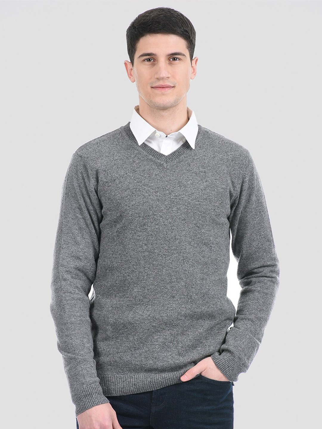 

PORTOBELLO Men Grey Solid Pullover