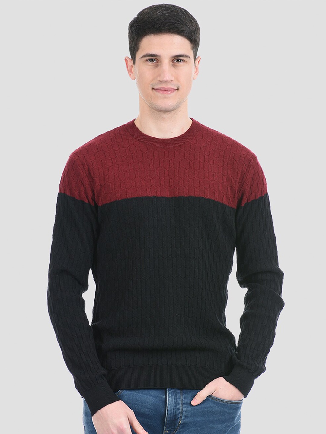 

PORTOBELLO Men Black & Maroon Colourblocked Pullover