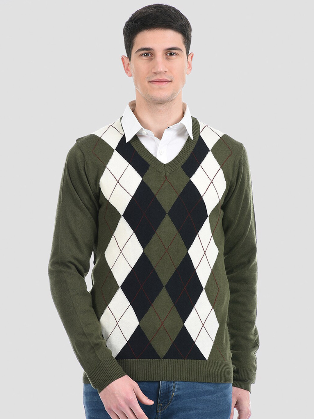 

PORTOBELLO Men Green & White Self Design Pullover