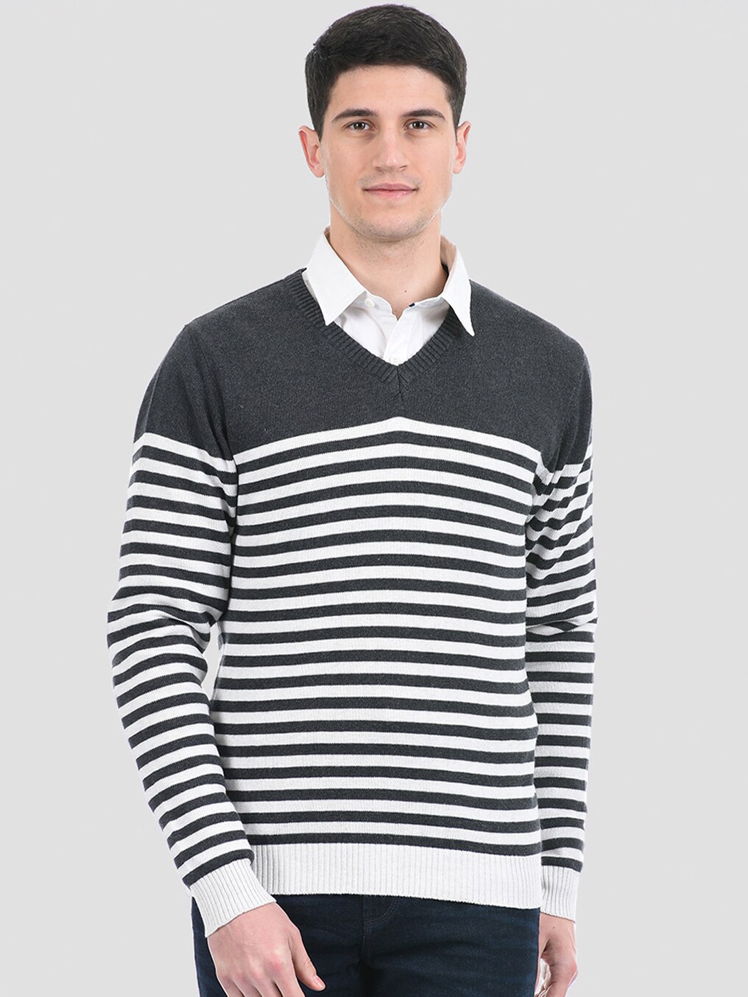 

PORTOBELLO Men Grey & White Striped Cotton Pullover