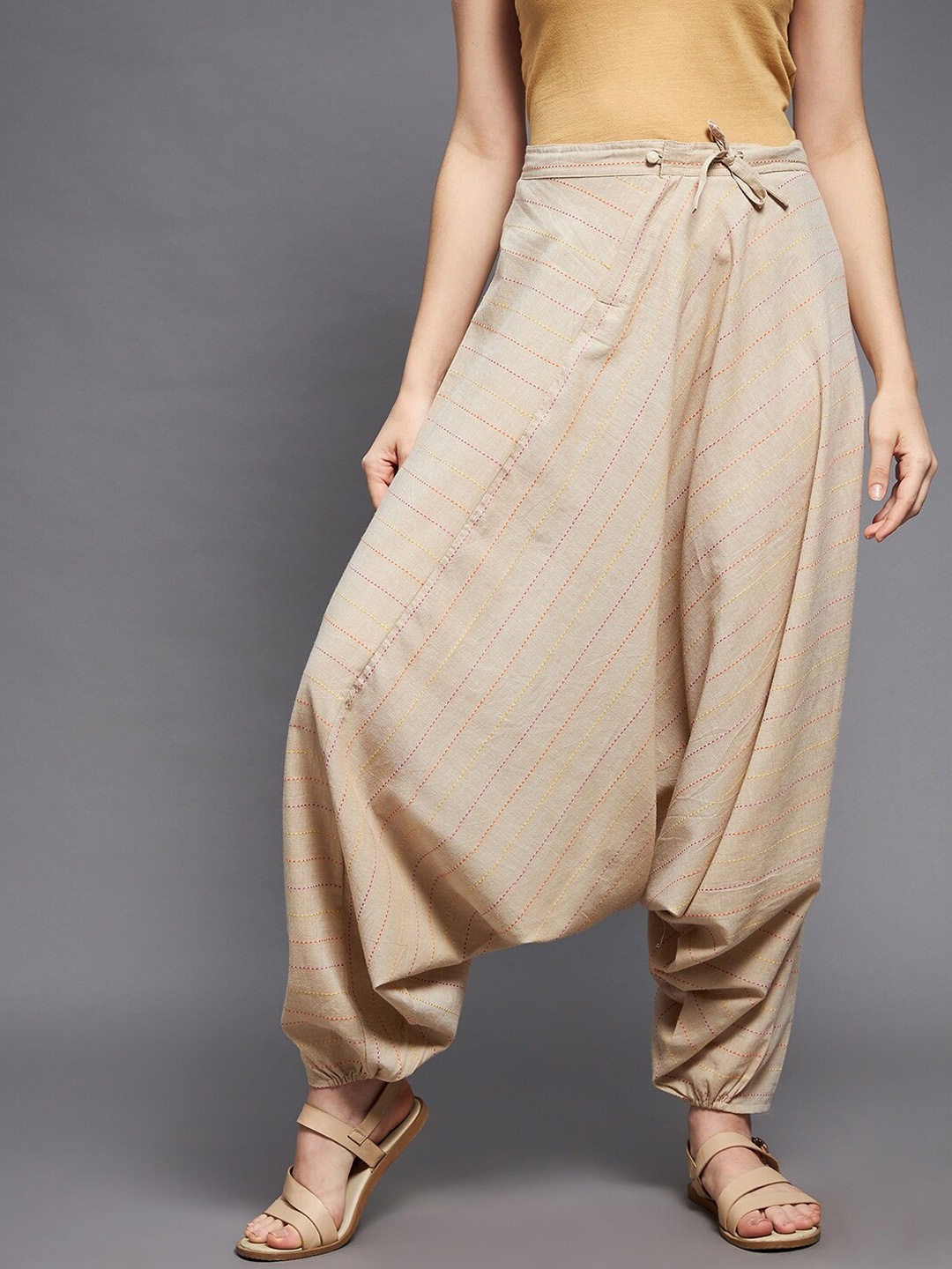 

Indian Dobby Women Beige Pure Cotton Printed Harem Pants