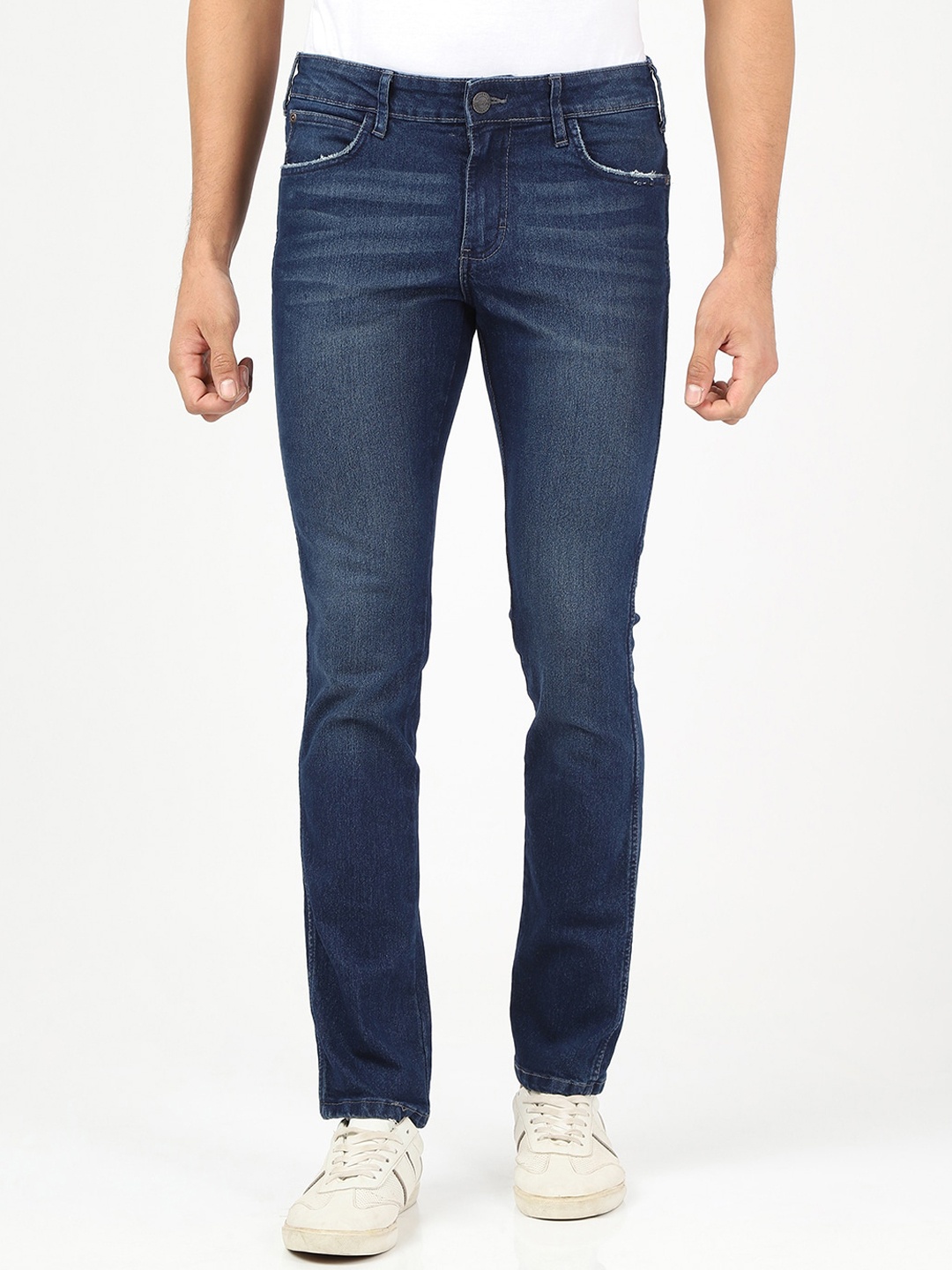 

Wrangler Men Blue Skanders Slim Fit Low-Rise Light Fade Stretchable Jeans