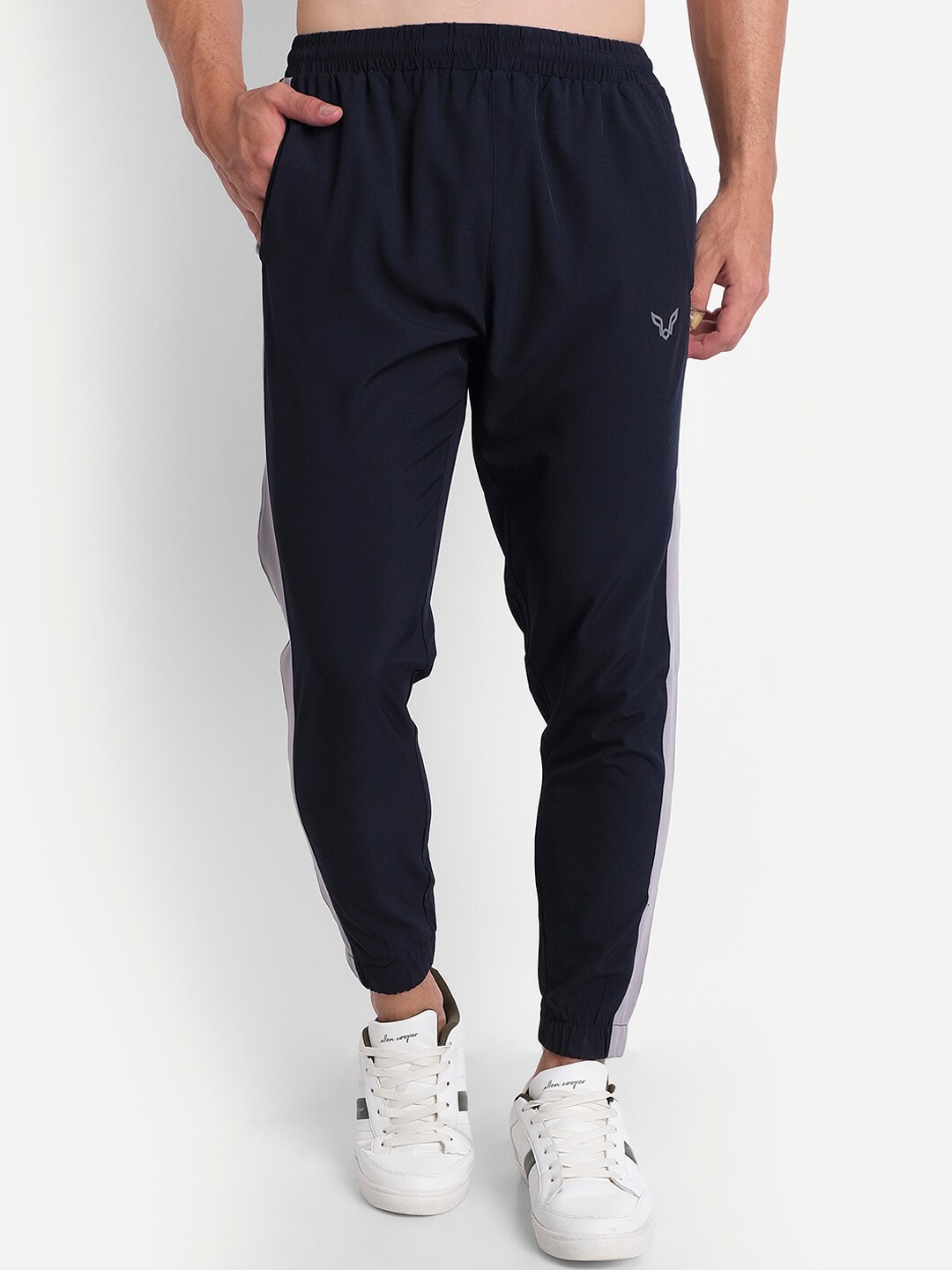 

MKKO Men Navy Blue Solid Slim-Fit Joggers