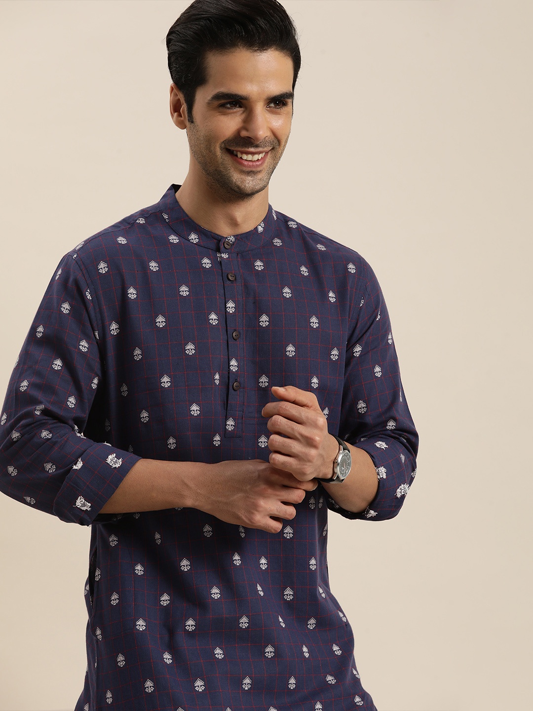 

Taavi Men Navy Blue & Red Woven Legacy Kurta with Side Pocket
