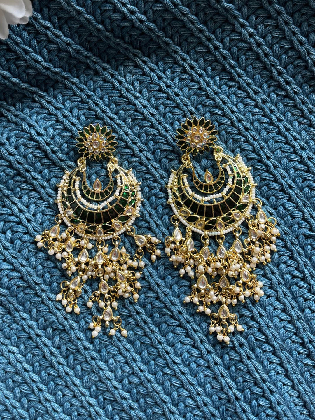 

Ishhaara Green Leaf Shaped Chandbalis Earrings