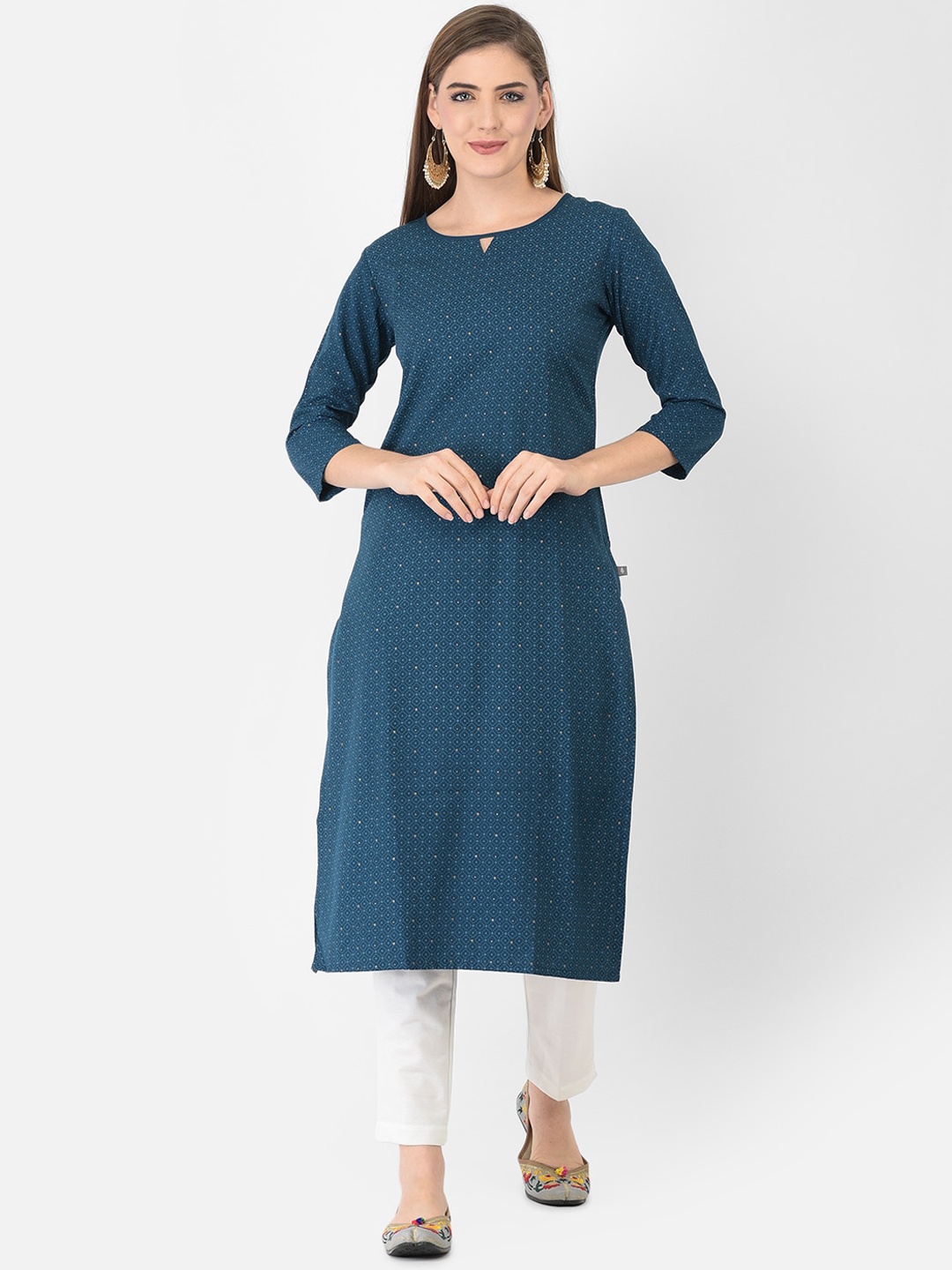 

Span Women Blue Embellished Kurta