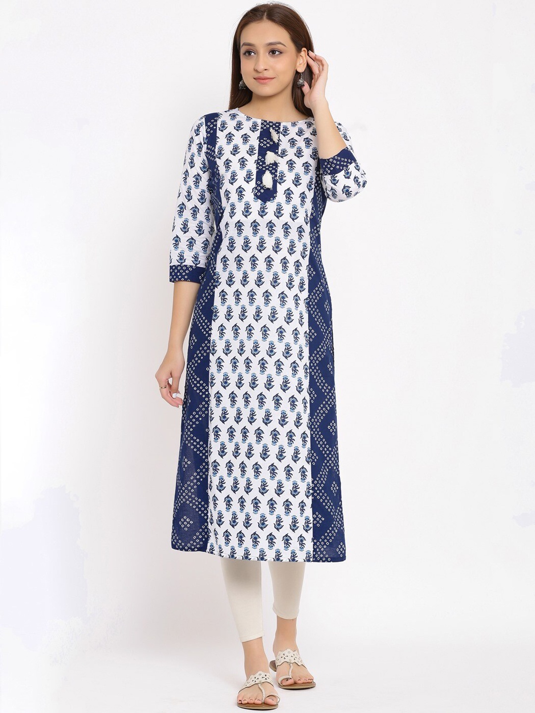 

NeshamaKurti Women Blue Paisley Printed Kurta