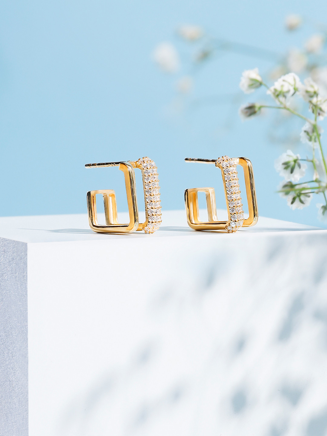 

Rubans 925 Sterling Silver Gold-Plated Square Sparkle Hoop Earrings