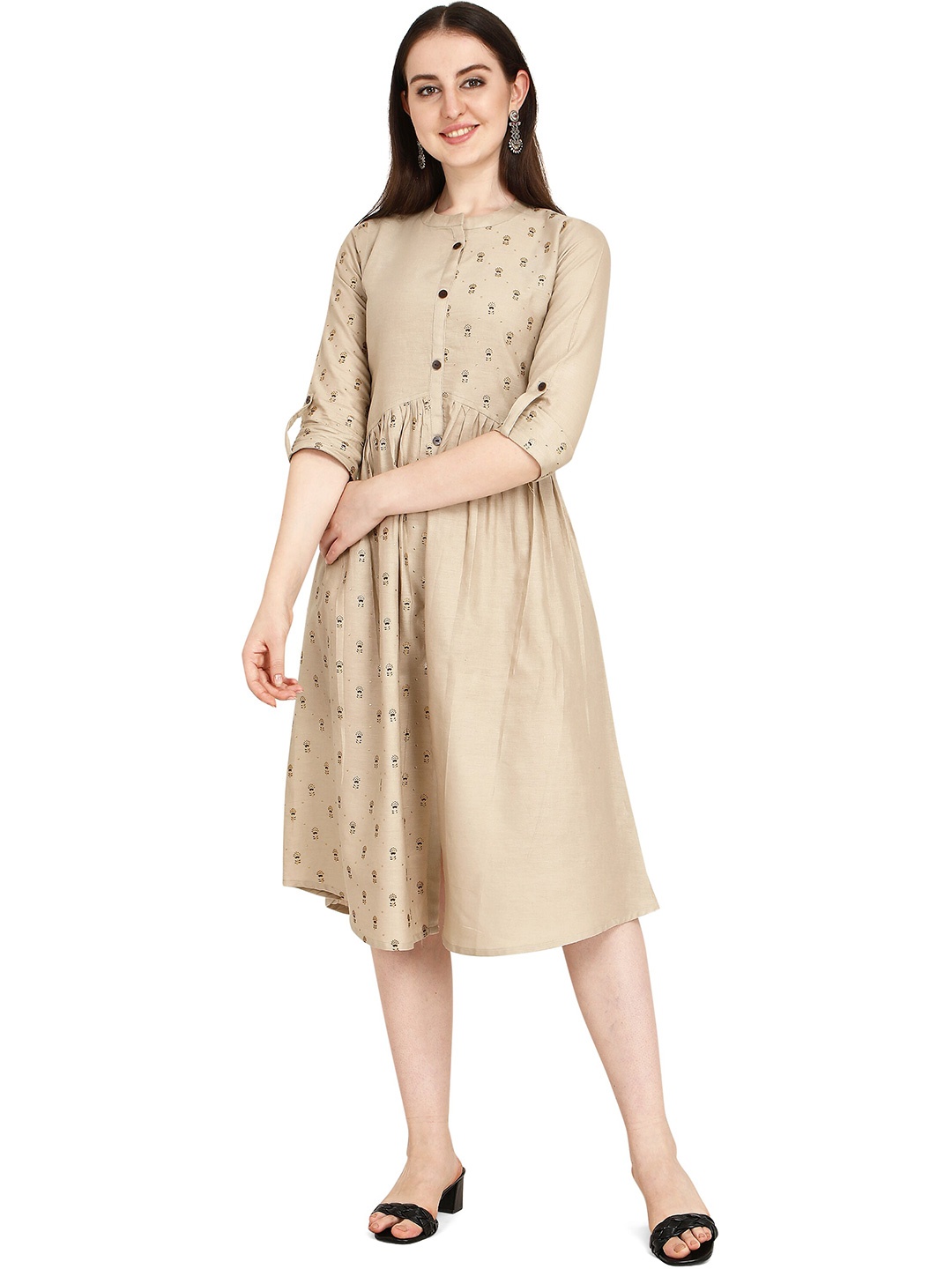 

RGHT Cream-Coloured & Black Ethnic Motifs Printed A-line Kurti