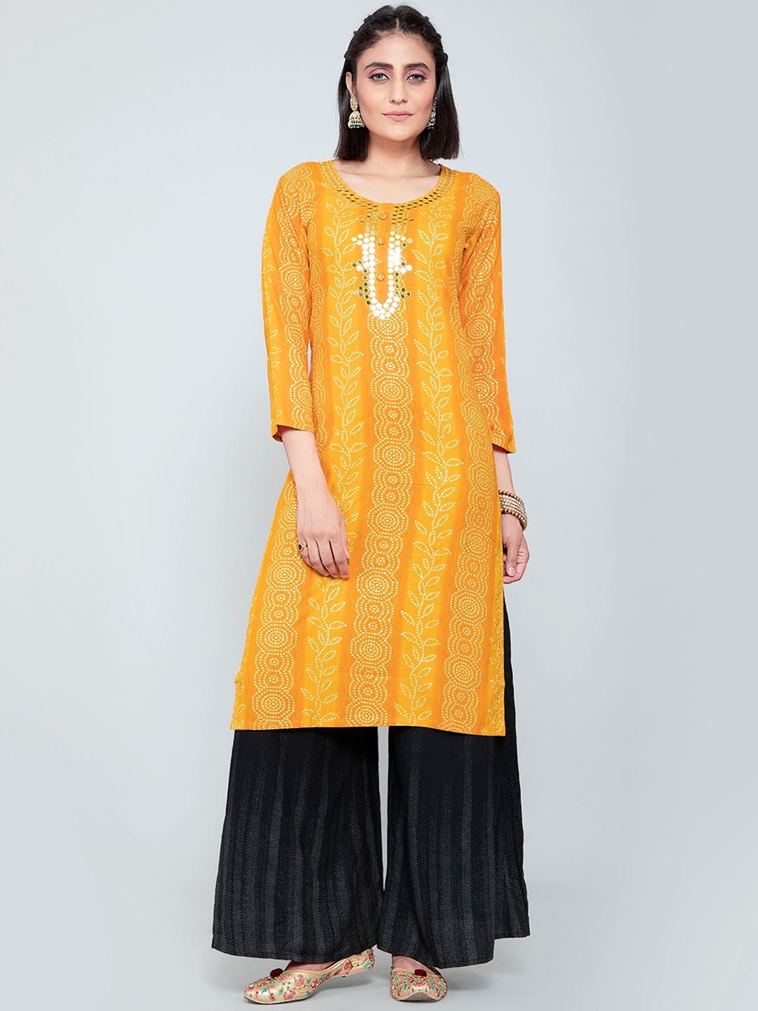 

POONAM DESIGNER Women Yellow Bandhani Printed Mirror Work Straight Kurta