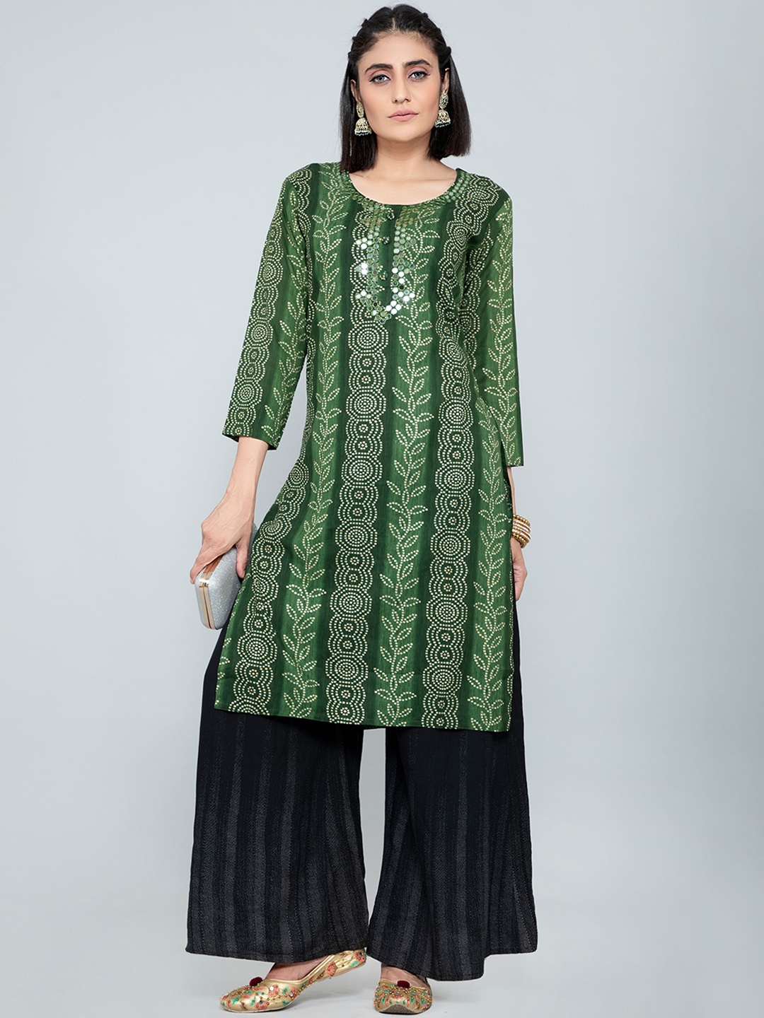 

POONAM DESIGNER Women Green Printed Kurta