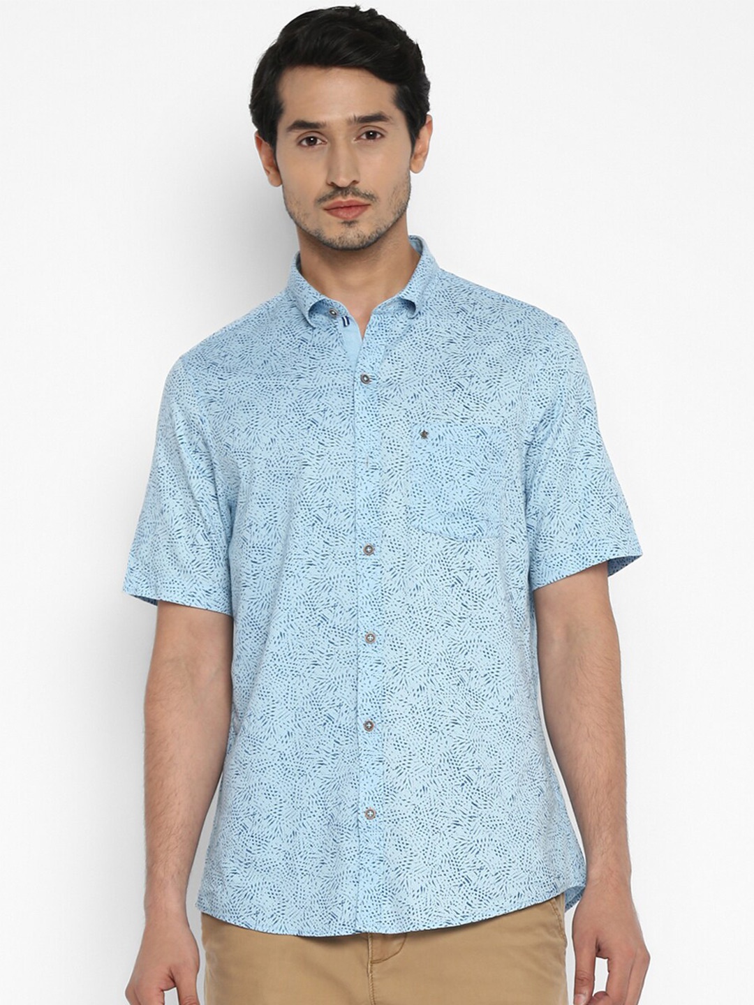 

Turtle Men Blue Slim Fit Printed Casual Shirt