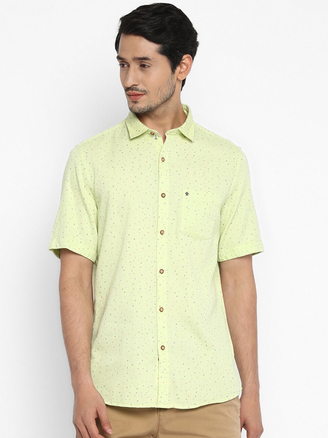 

Turtle Men Green Slim Fit Printed Casual Shirt
