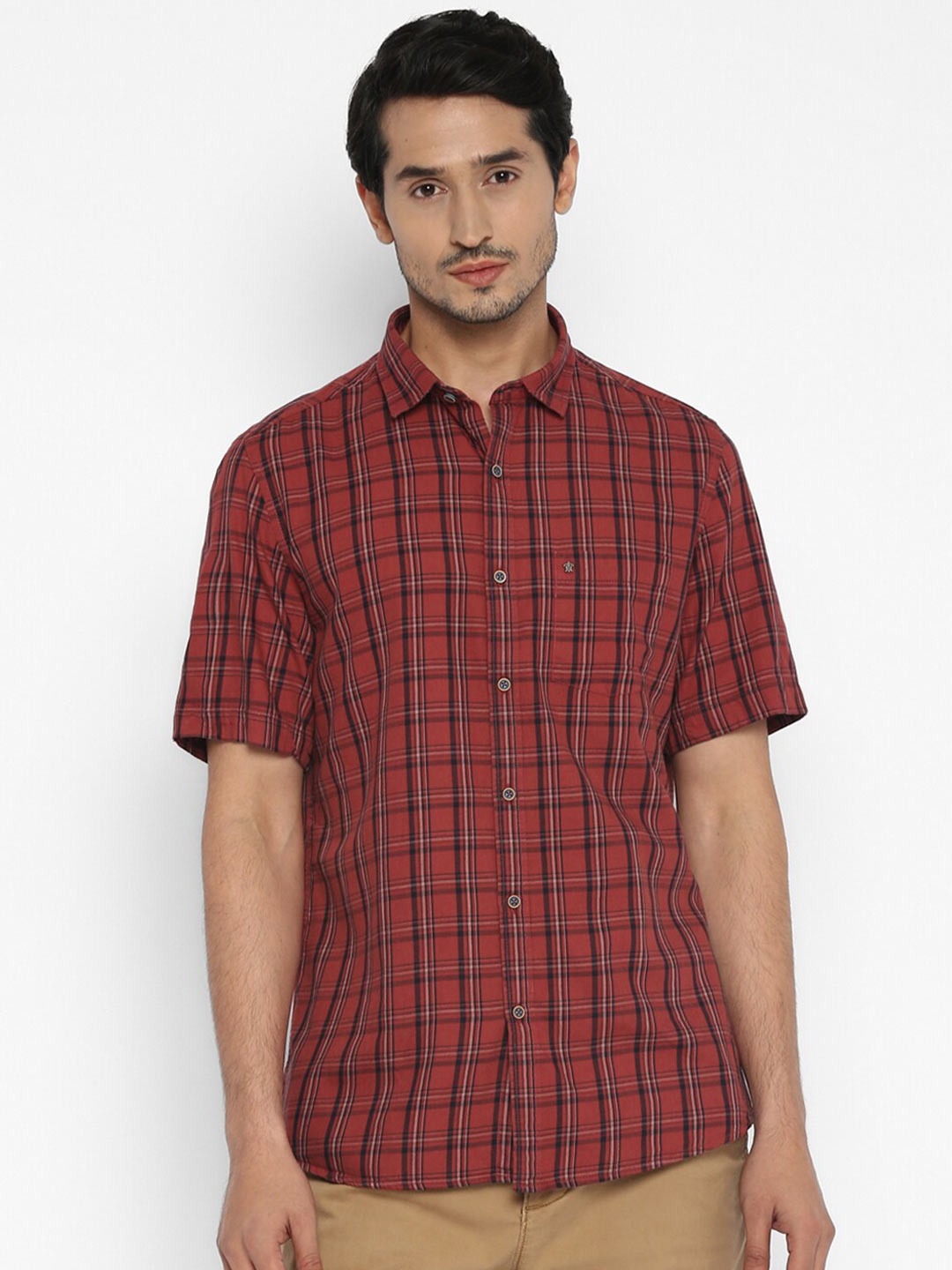 

Turtle Men Maroon Slim Fit Checked Casual Shirt
